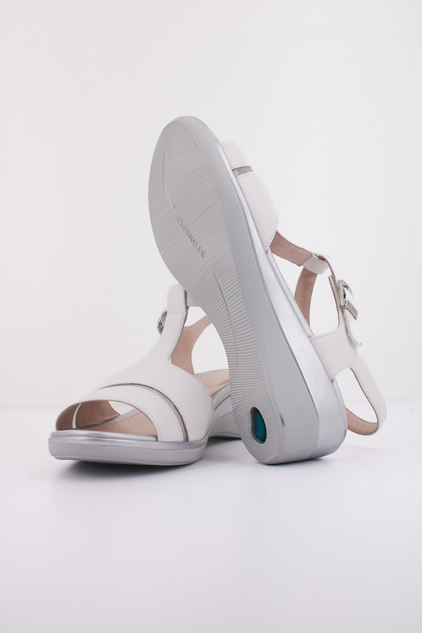 STONEFLY VANITY III NAPPA en color (5)