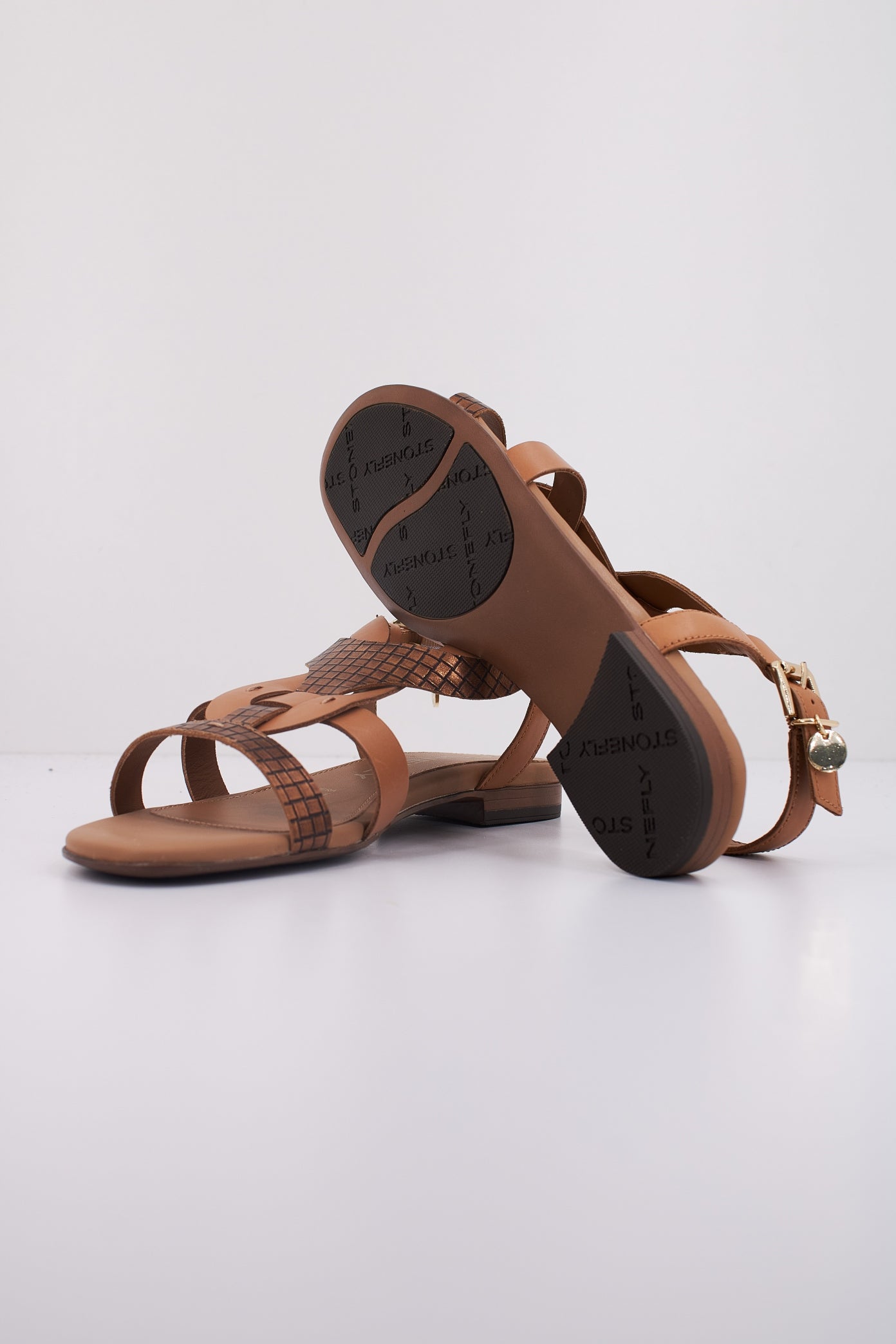 STONEFLY DAISY CALF LTH/S. en color (5)