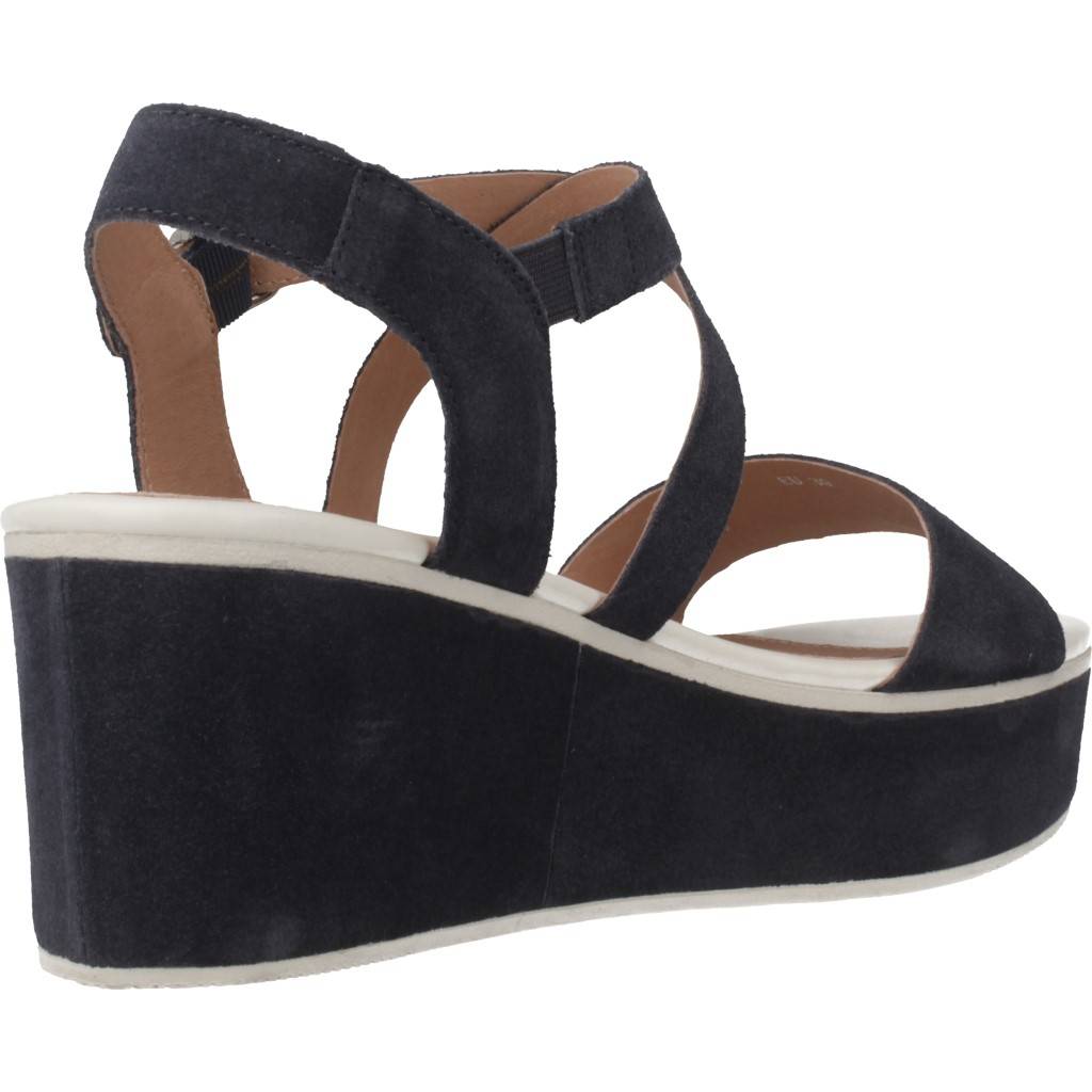 STONEFLY DIVA VELOUR en color B (3)