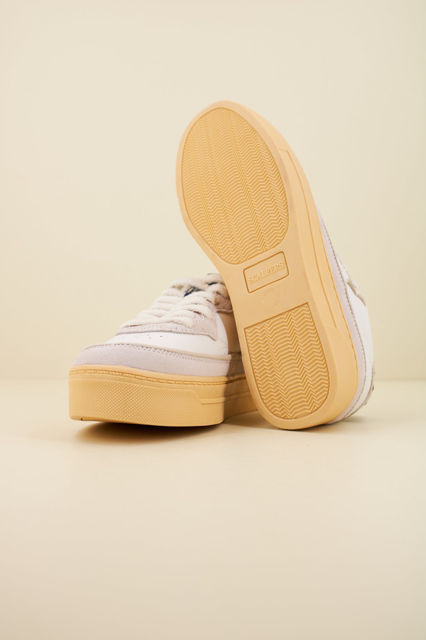 SCALPERS BOTTO D en color BEIGE (4)