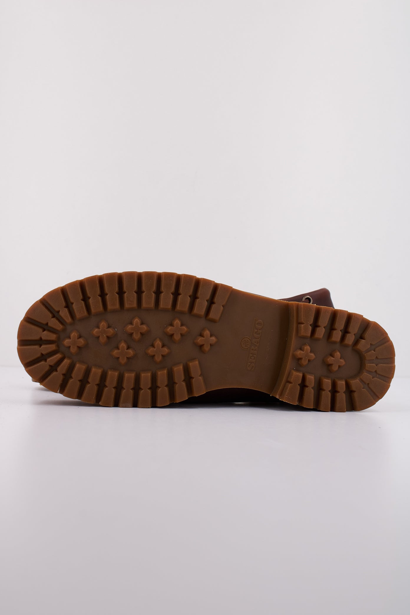 SEBAGO RANGER WAXY en color BROWN (5)