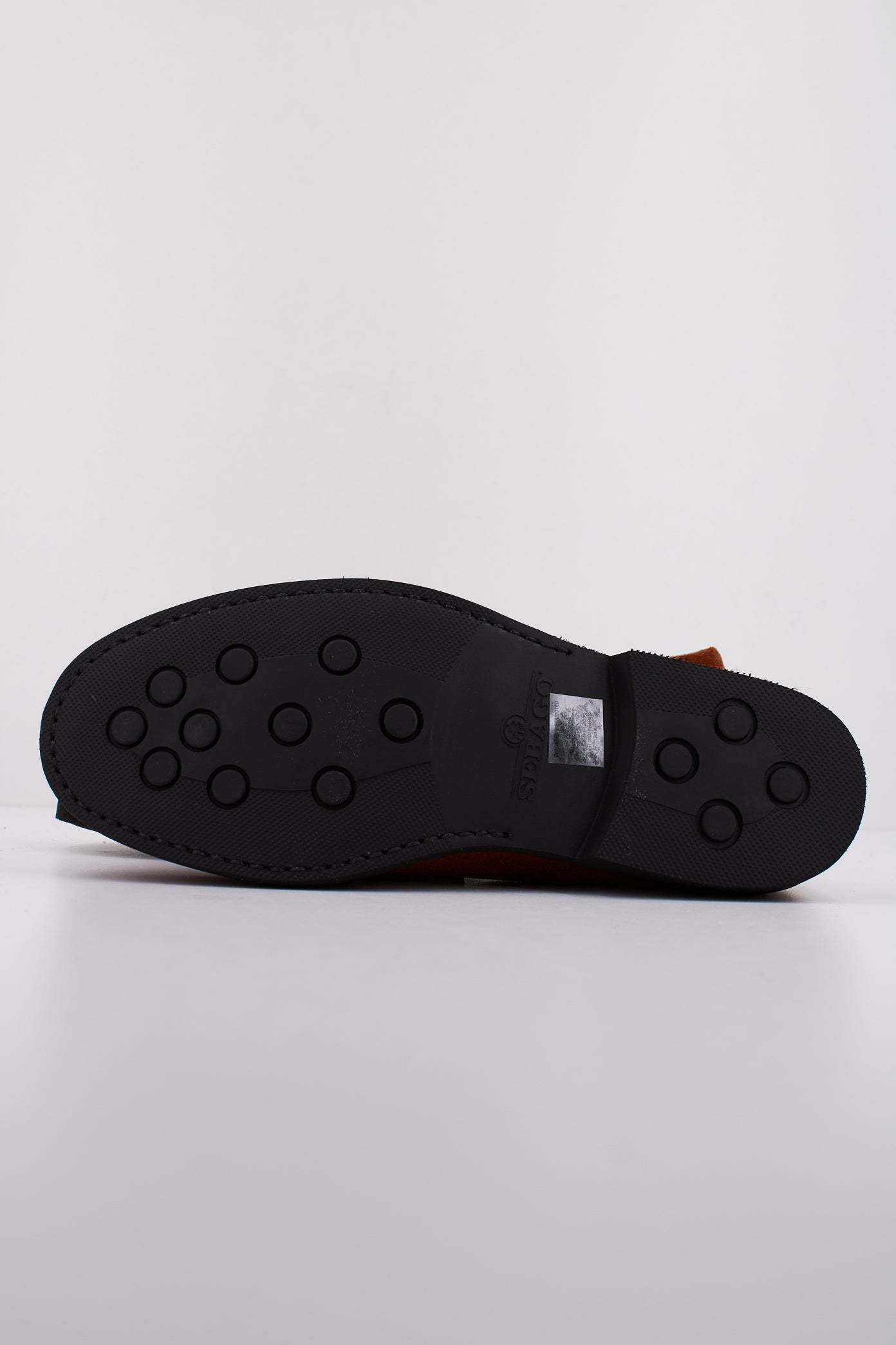 SEBAGO RYAN SUEDE POLARIS en color BROWNCOG (5)