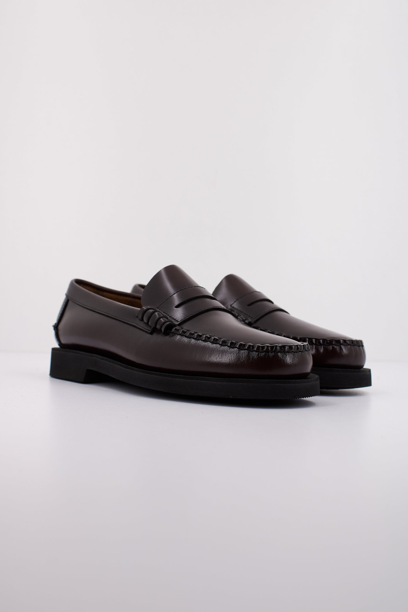 SEBAGO B en color BURGUNDY (2)