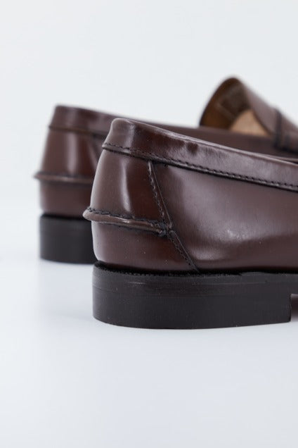 SEBAGO CLASSIC ANCHO ESPECI en color WISKY (3)