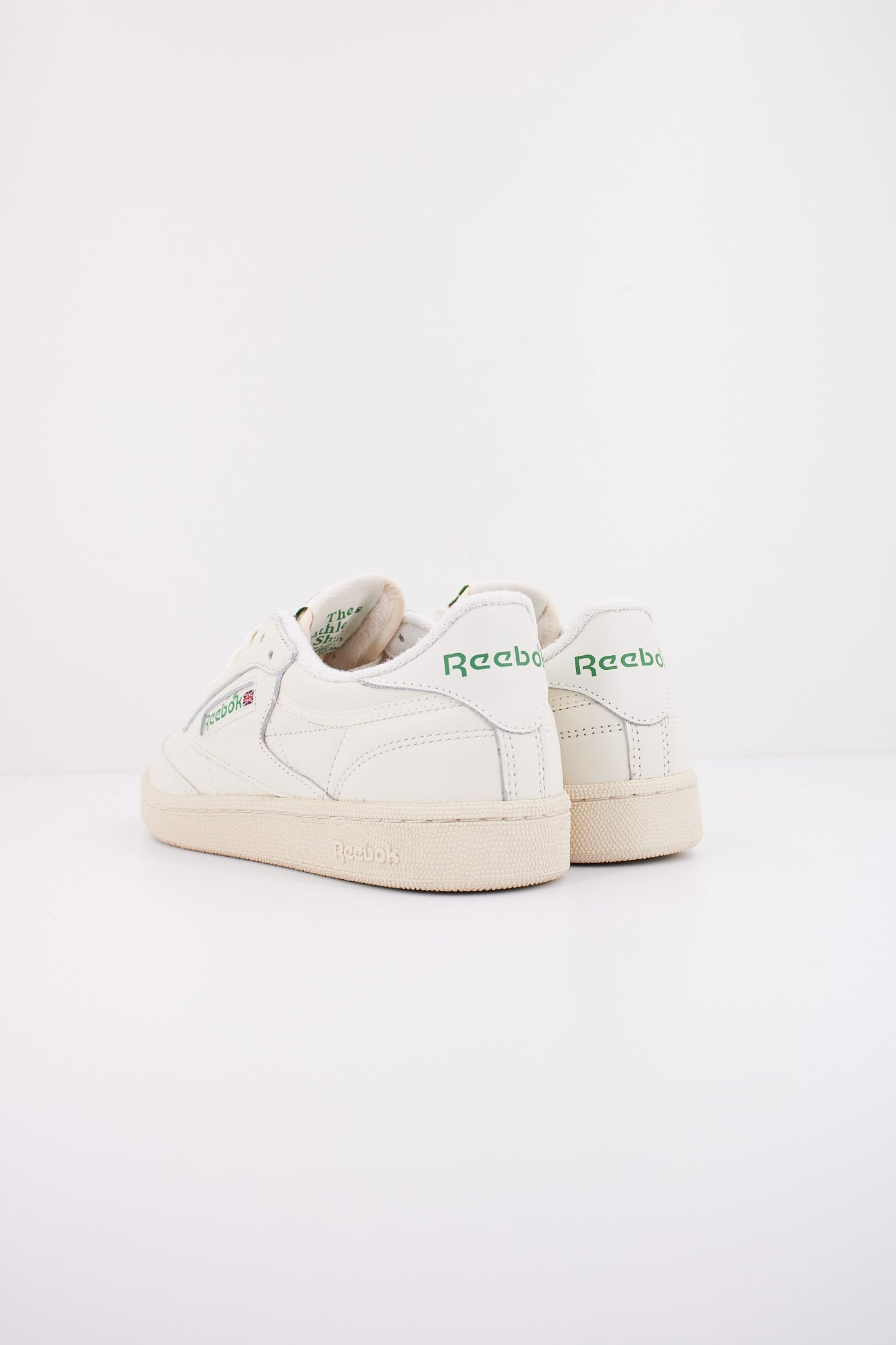 REEBOK CLUB C VINTAGE en color CHALK (4)