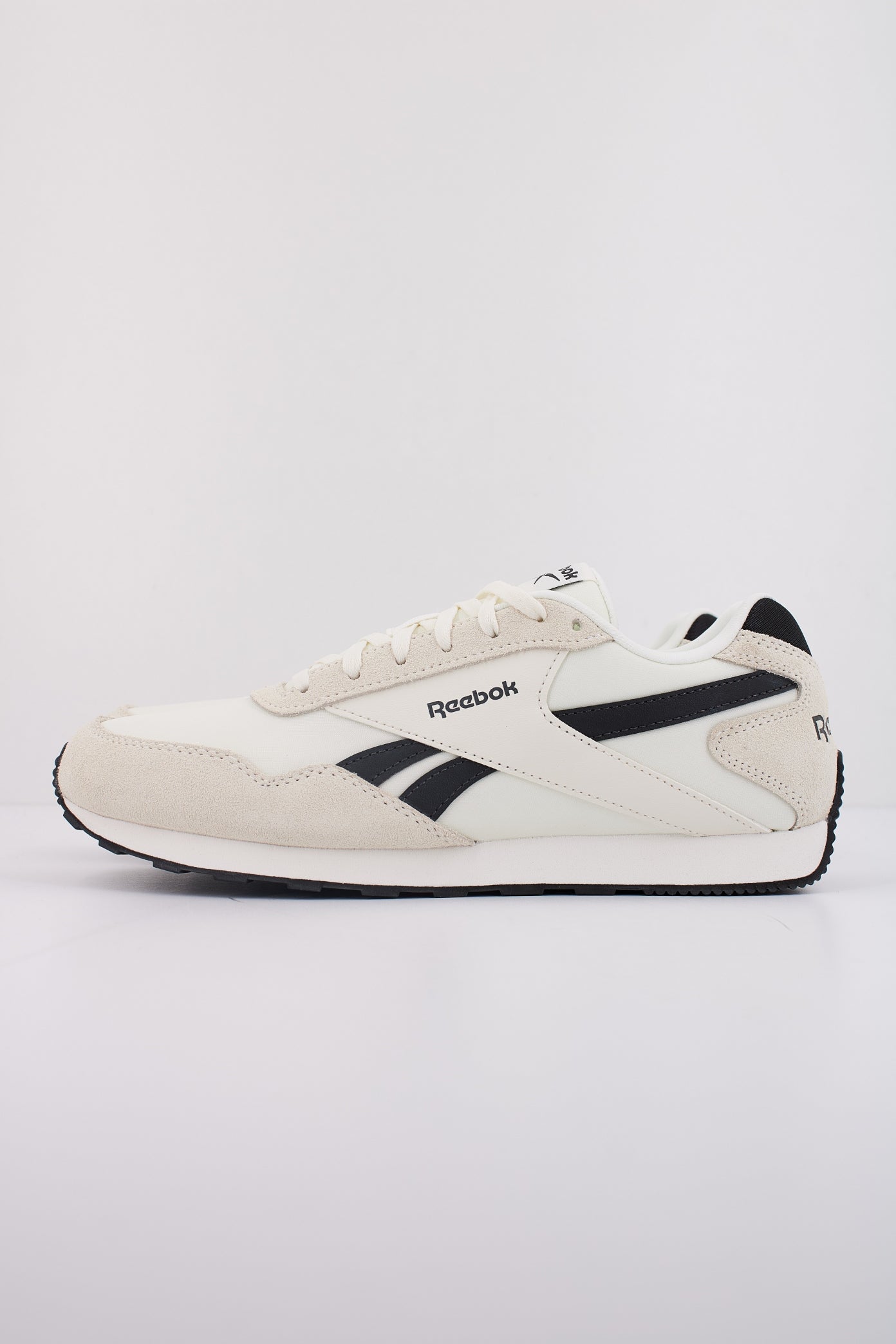 REEBOK GLIDE LOW en color WSDBLK (1)