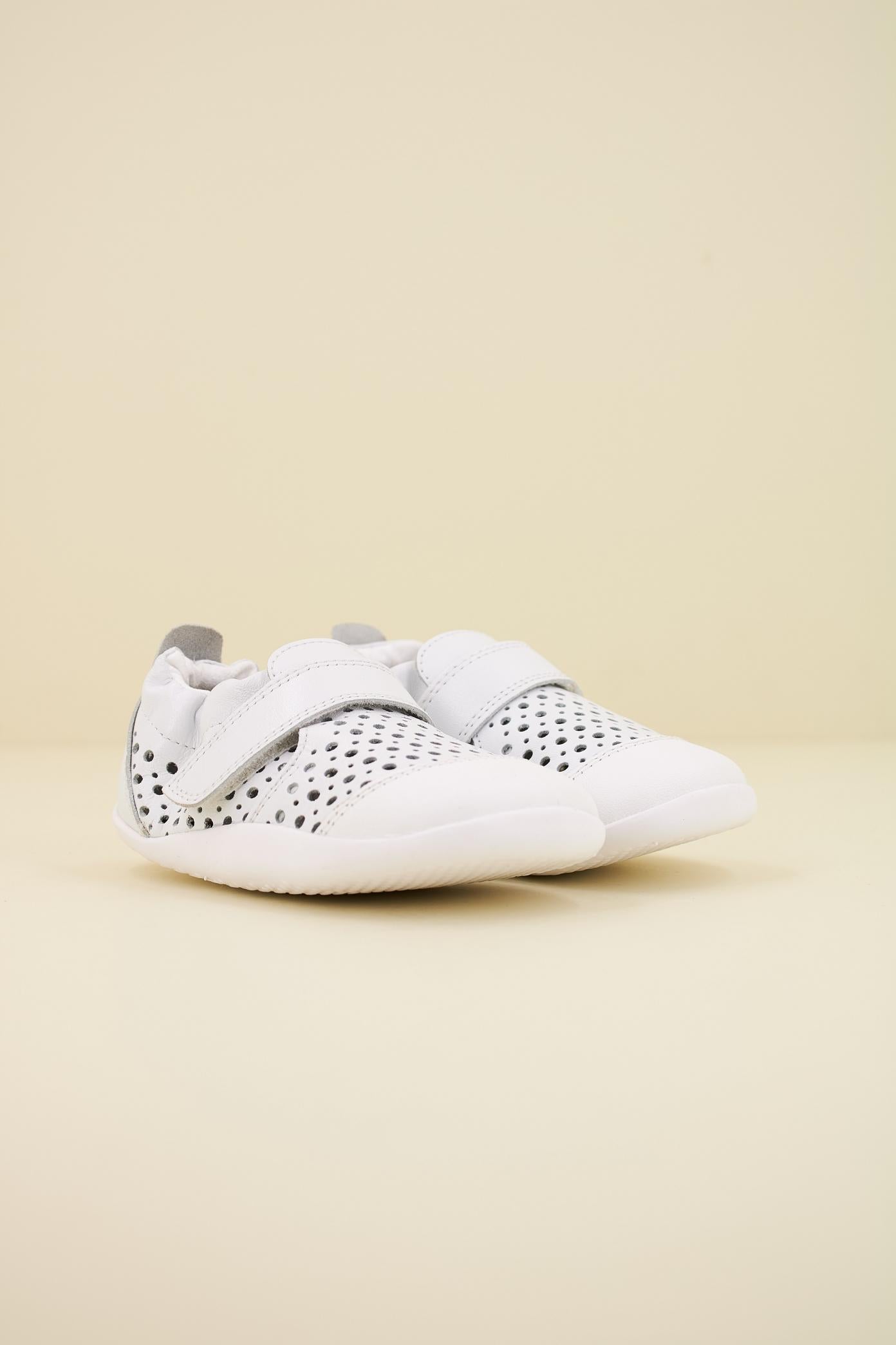 BOBUX XP GO PUNCH en color WHITE (2)