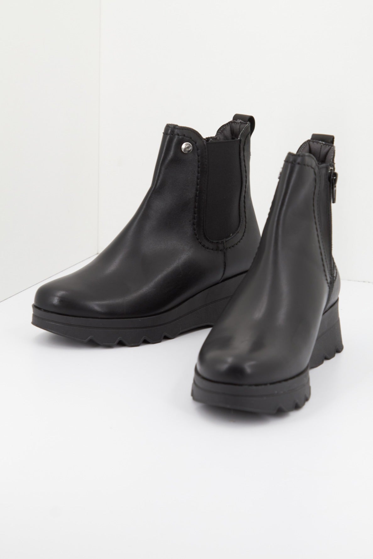 PITILLOS P en color NEGRO (4)