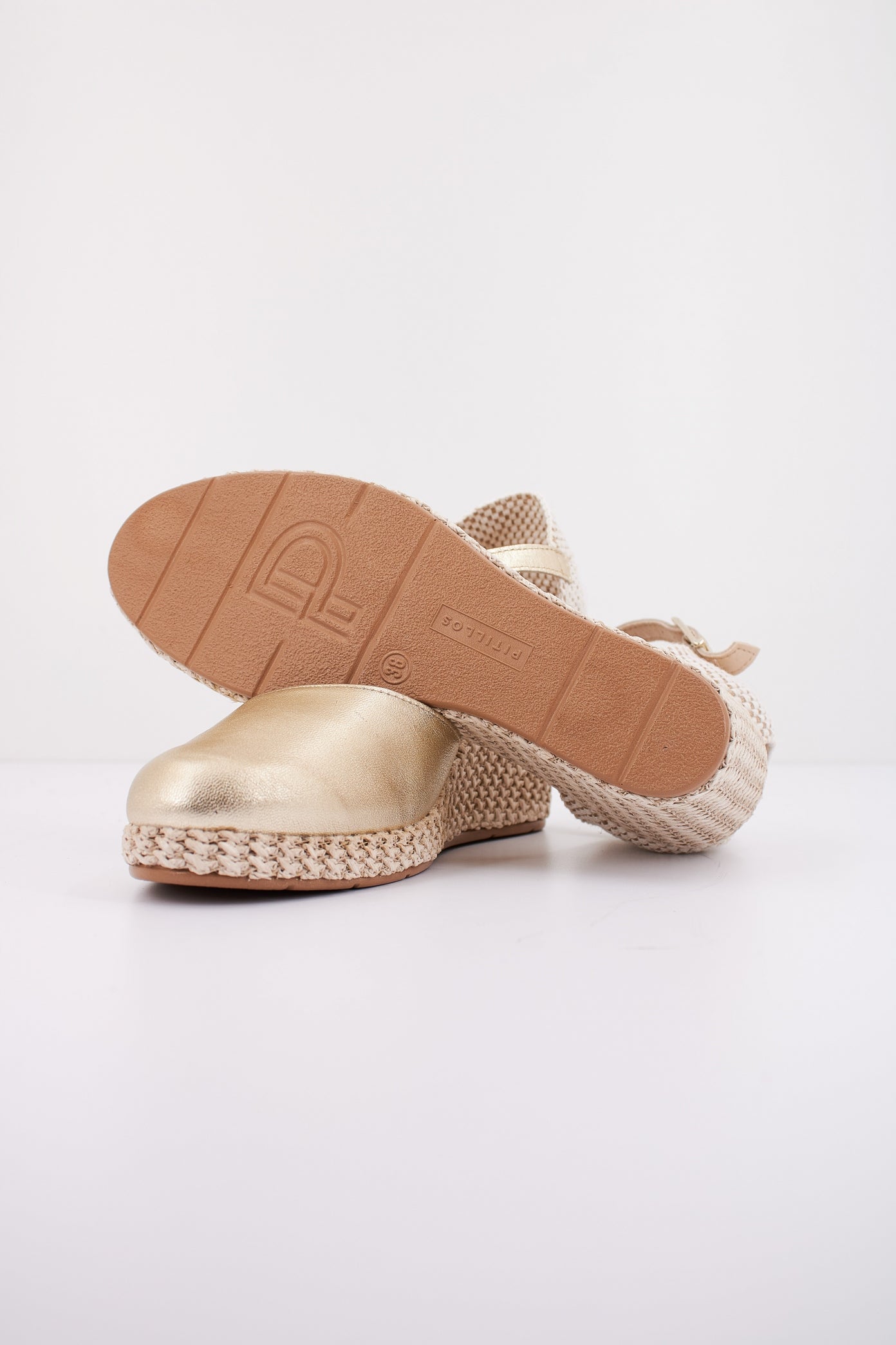 PITILLOS P en color ORO (4)