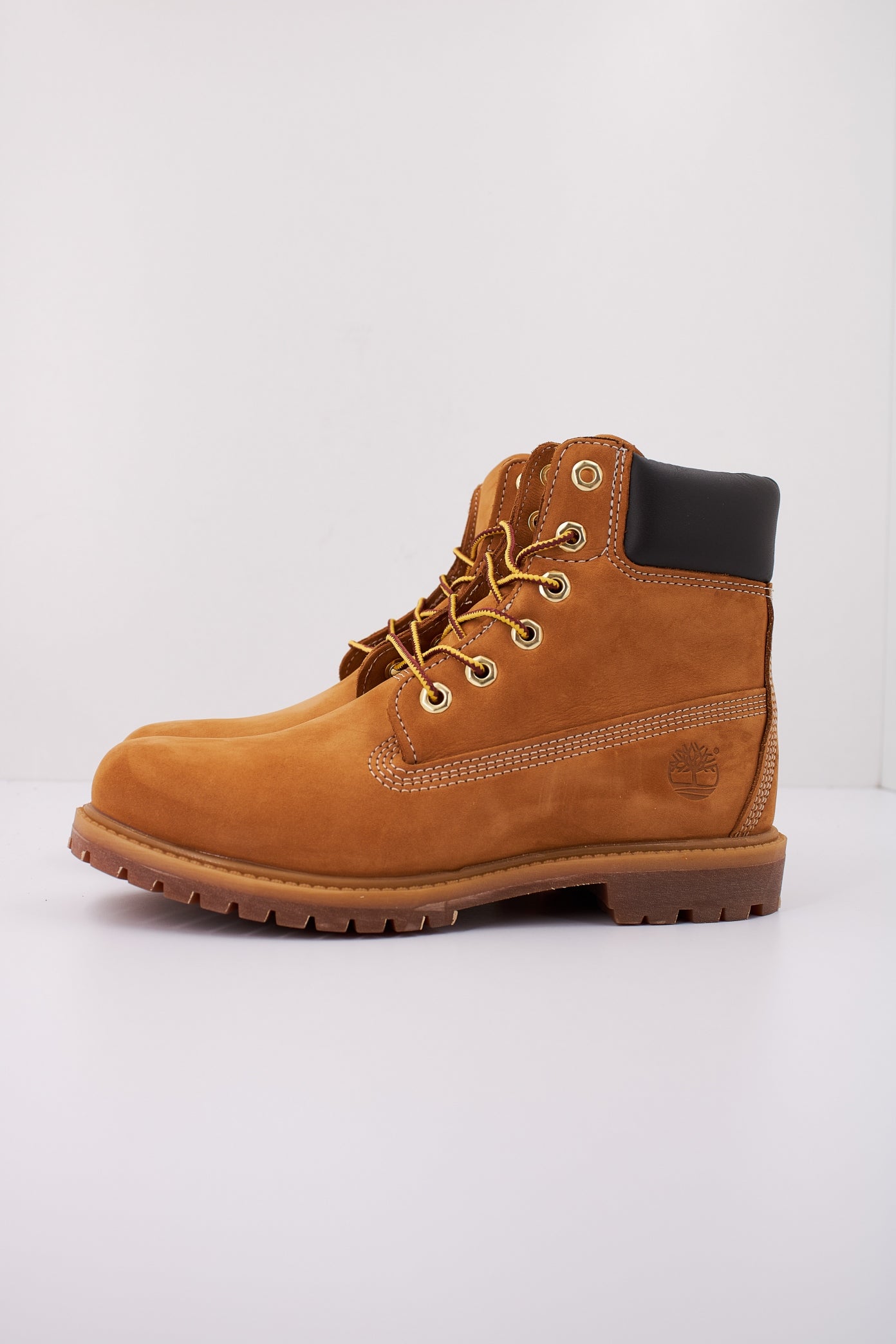 TIMBERLAND PREMIUM I en color WHEAT (1)