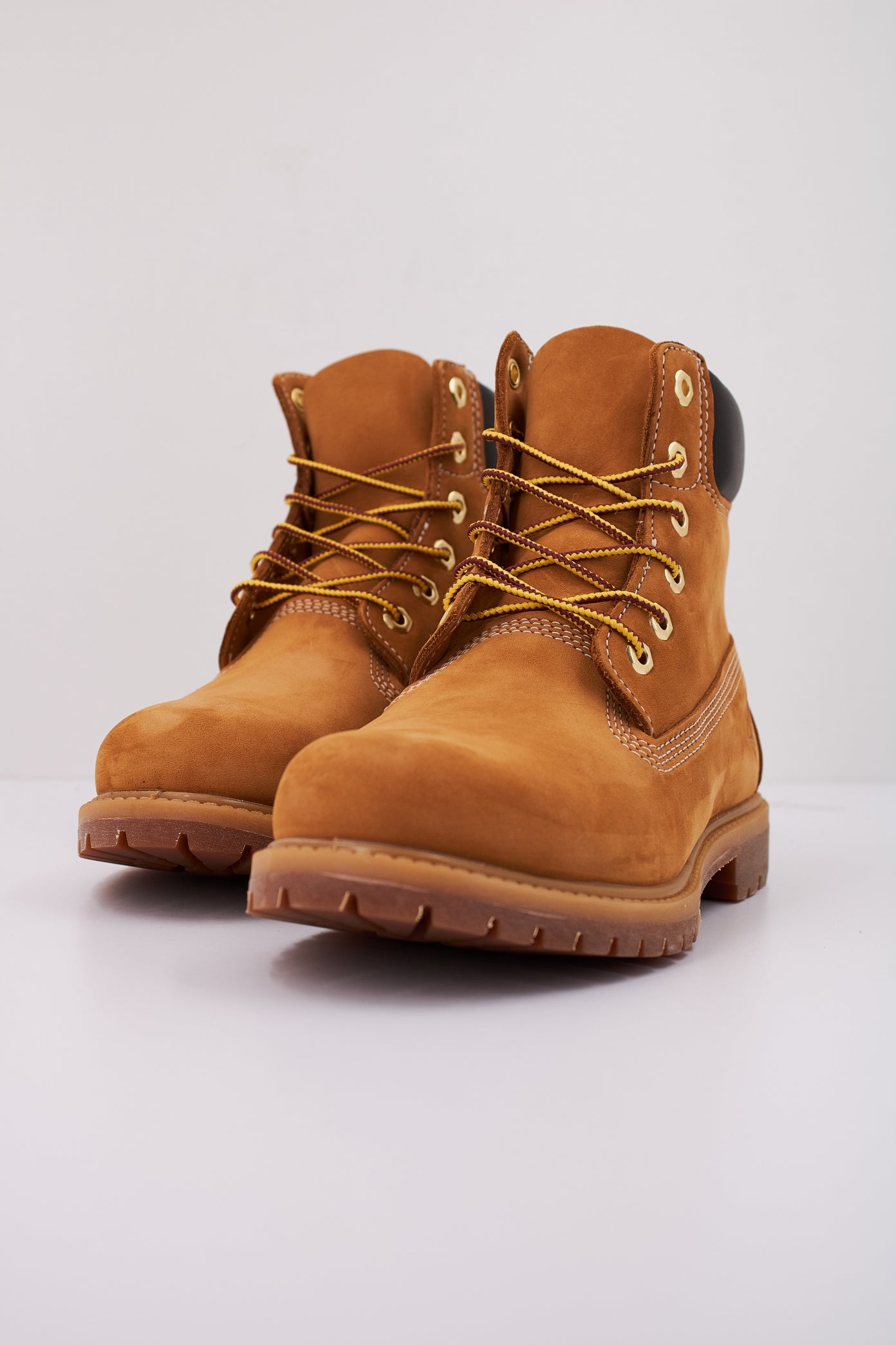 TIMBERLAND PREMIUM I en color WHEAT (2)