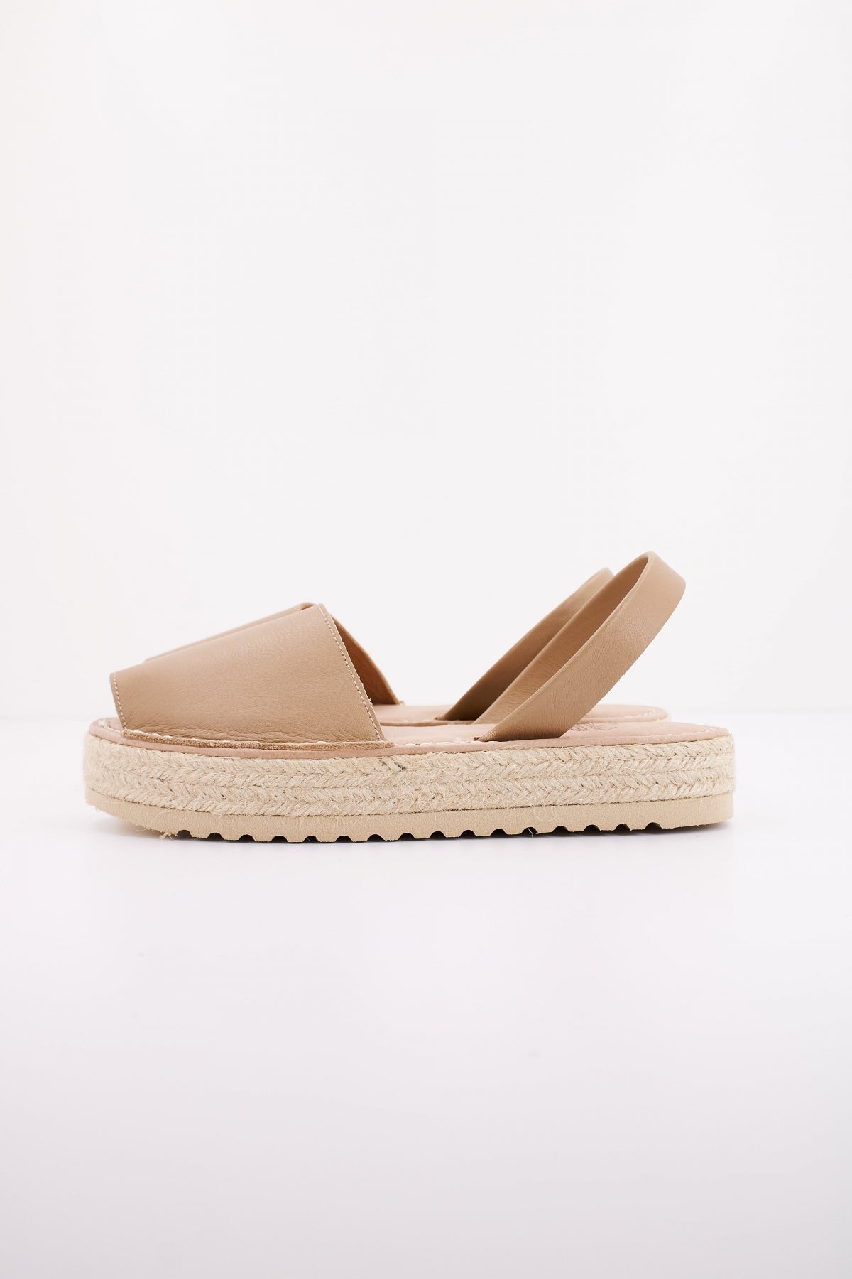 QUONDAM IRENE en color TAUPE (1)