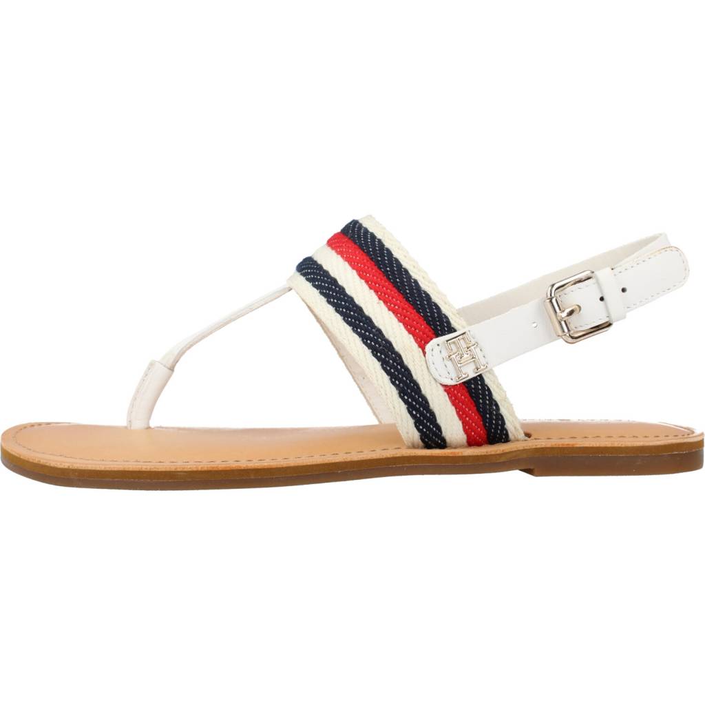 TOMMY HILFIGER FLAT SANDAL CORPORAT en color YBL (2)