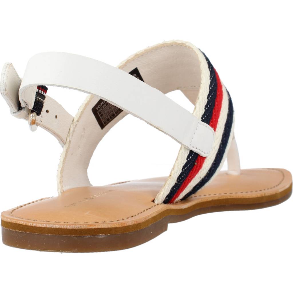 TOMMY HILFIGER FLAT SANDAL CORPORAT en color YBL (3)