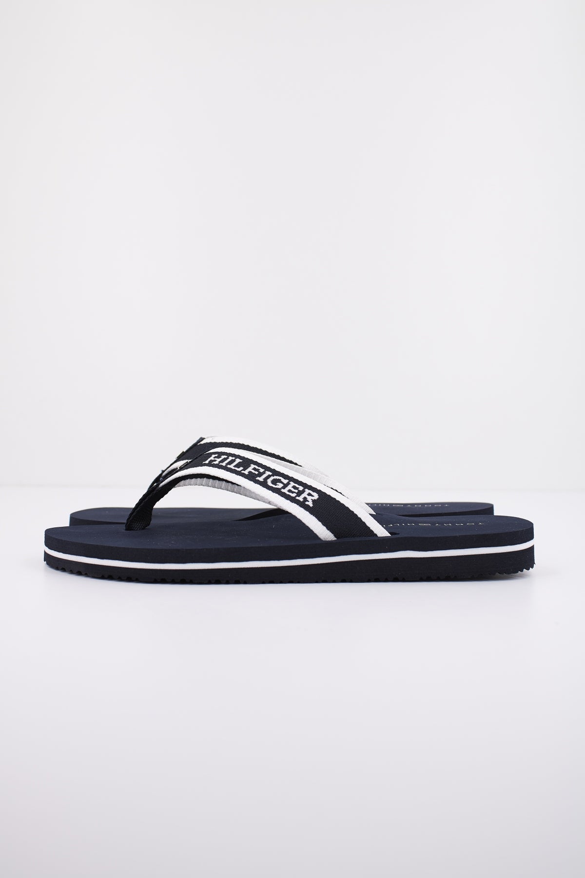 TOMMY HILFIGER FWFW en color DW (1)