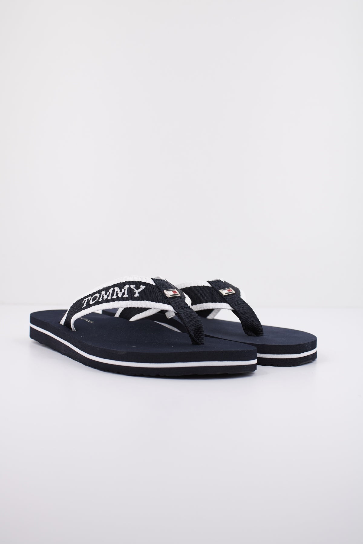TOMMY HILFIGER FWFW en color DW (2)