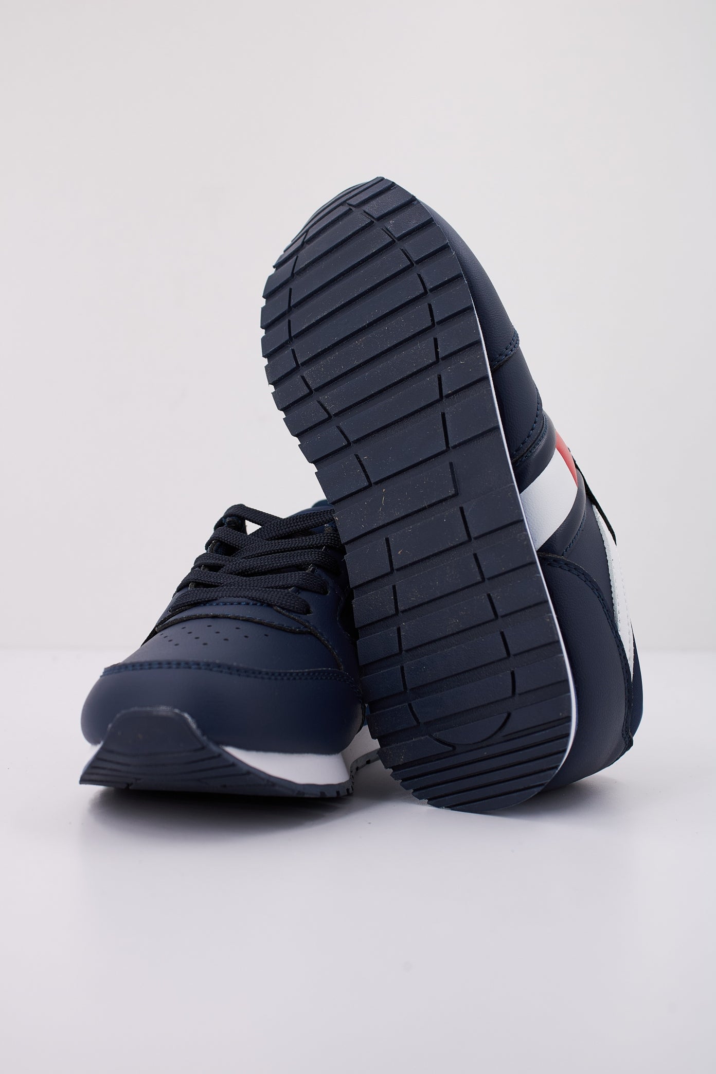 TOMMY HILFIGER LOW CUT LACE-UP en color BLUE (5)