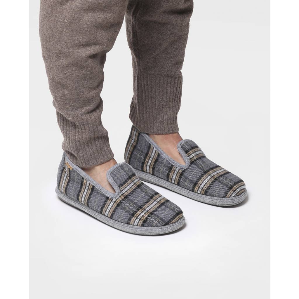 TONI PONS en color GRIS (4)
