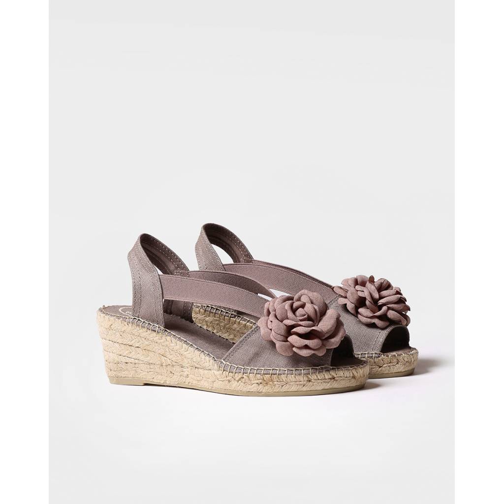 TONI PONS en color TAUPE (2)