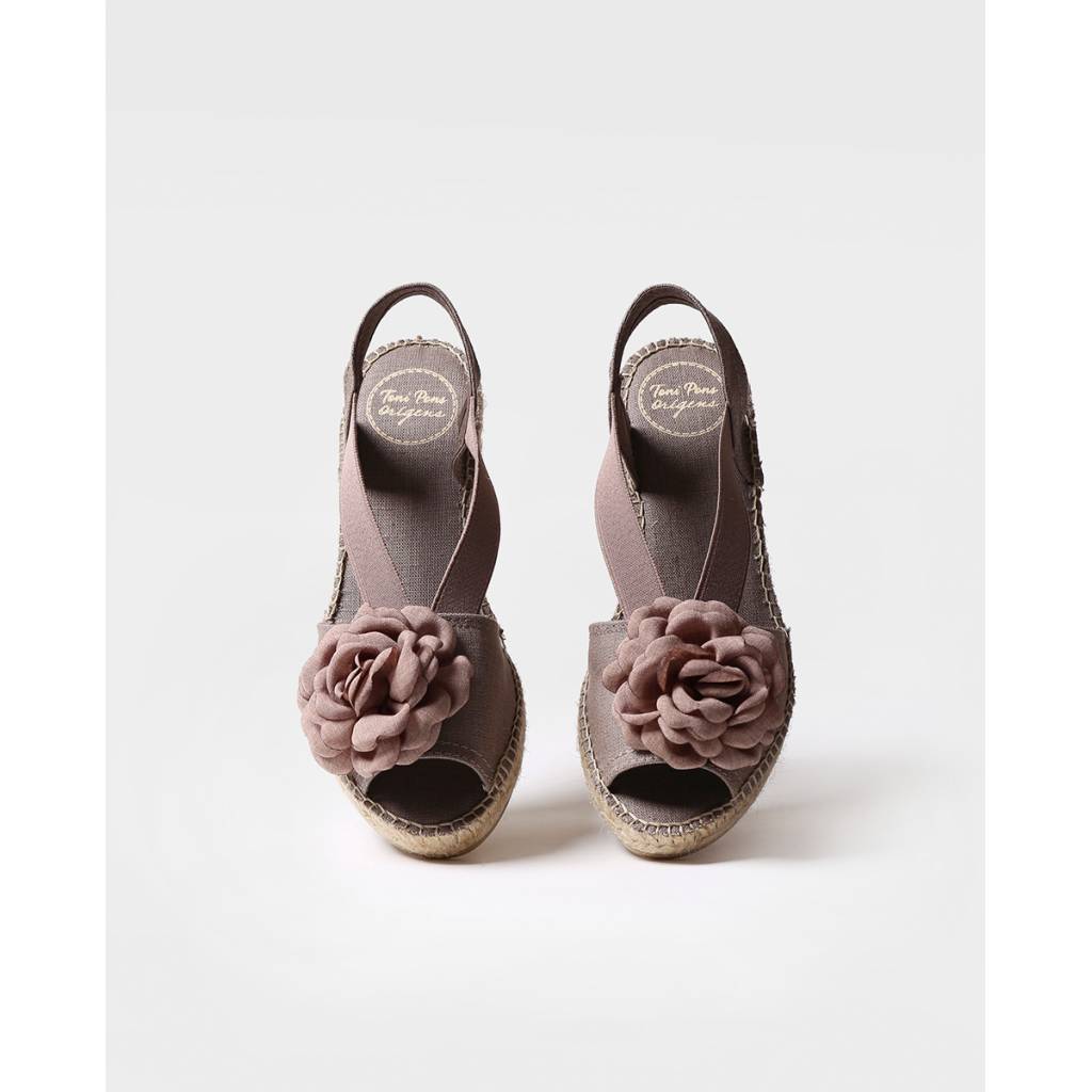 TONI PONS en color TAUPE (3)