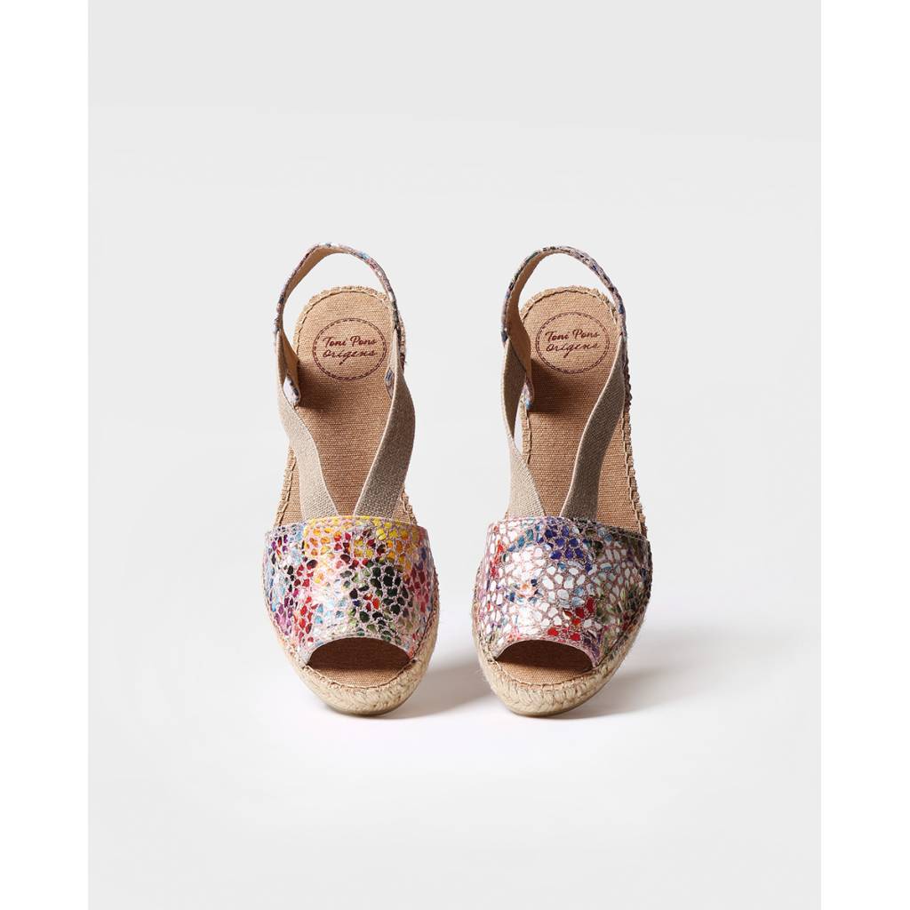 TONI PONS en color TAUPE (3)