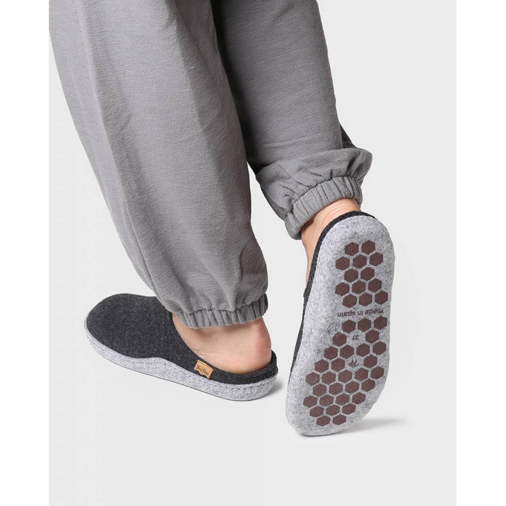 TONI PONS en color NEGRE (4)