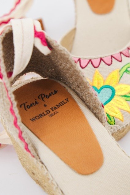 TONI PONS LOLITA en color BONITA (4)