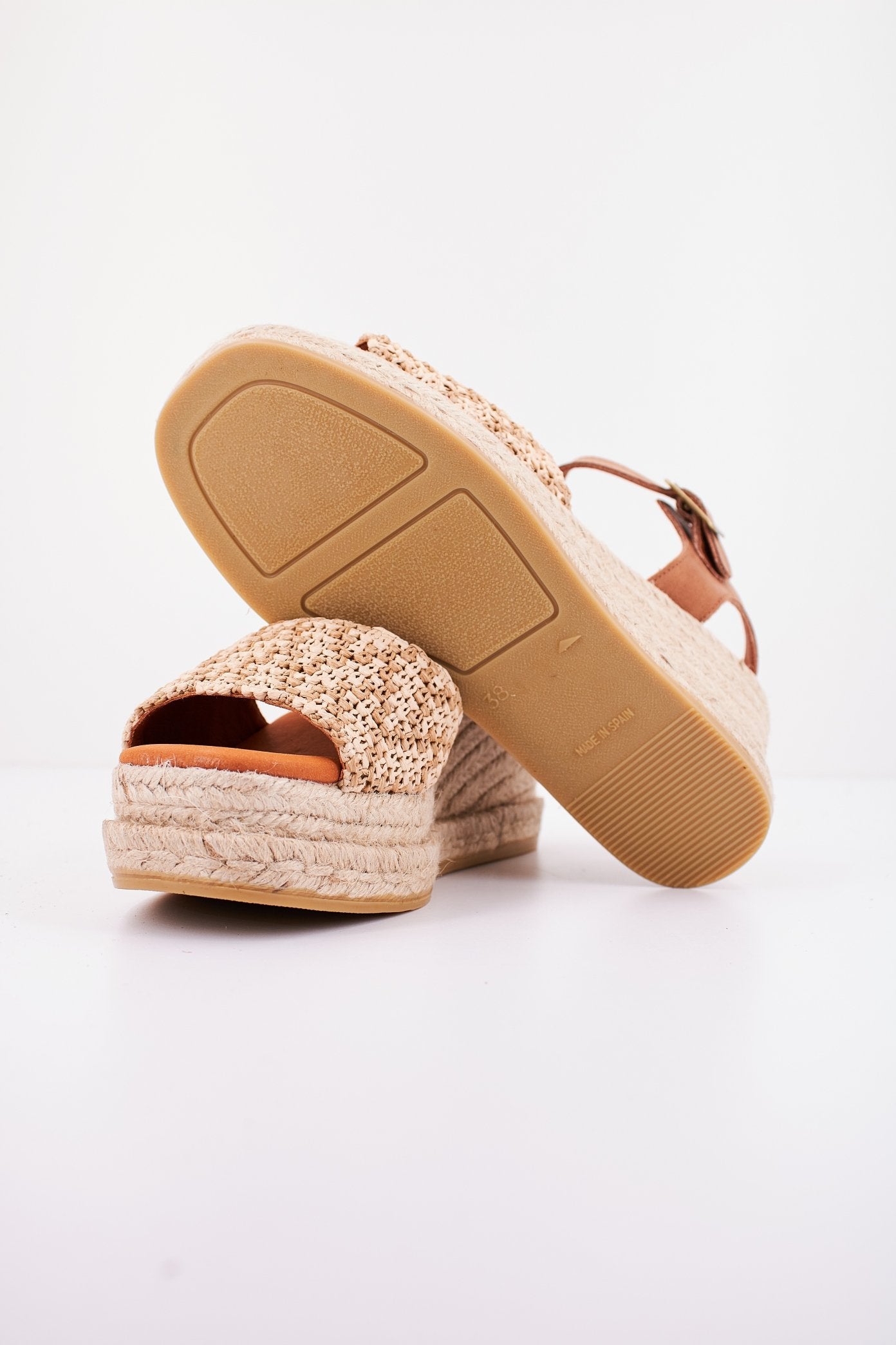 TONI PONS HANNA en color NATURAL (4)