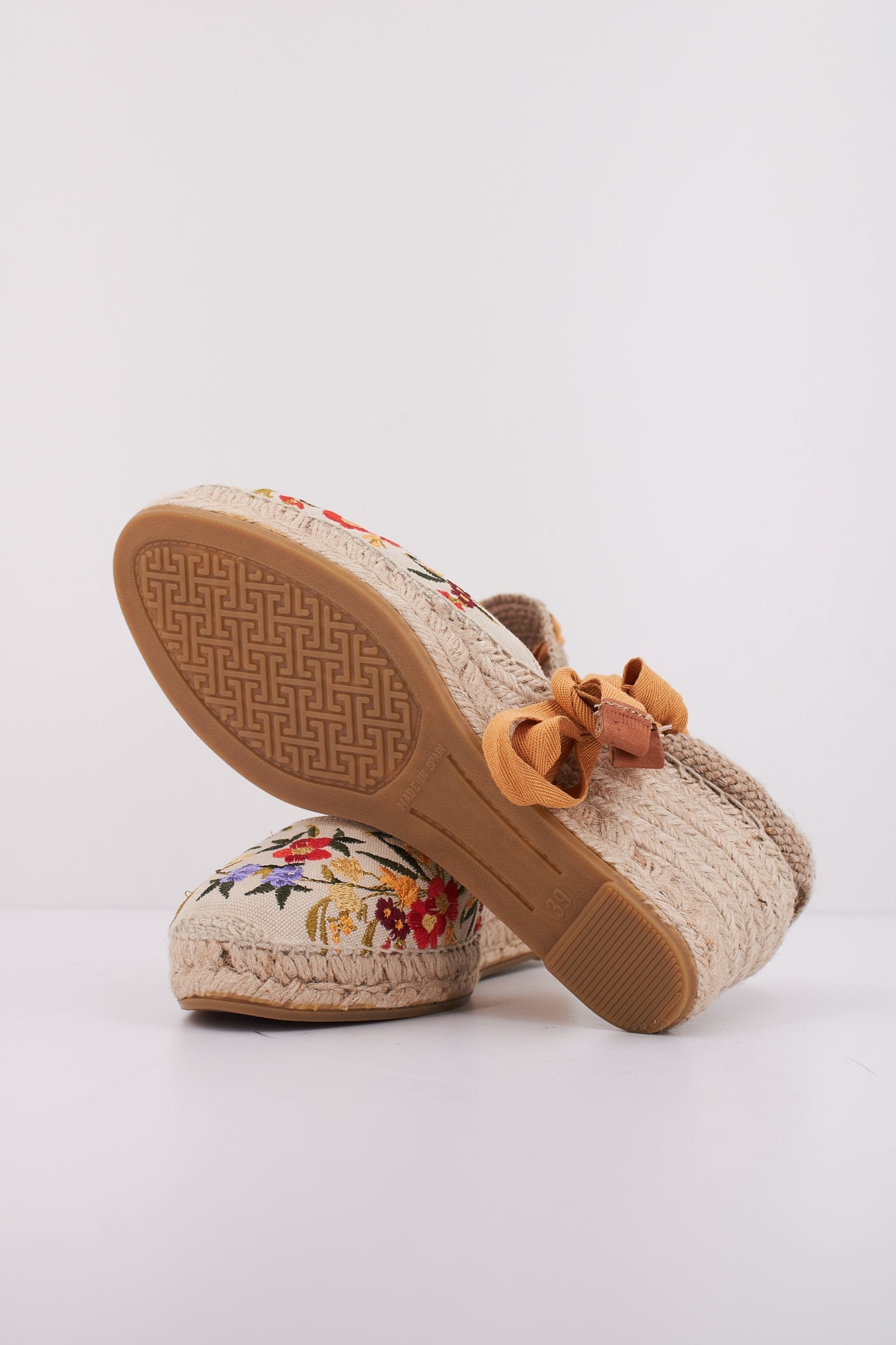 TONI PONS CASTELL en color DALIA (5)