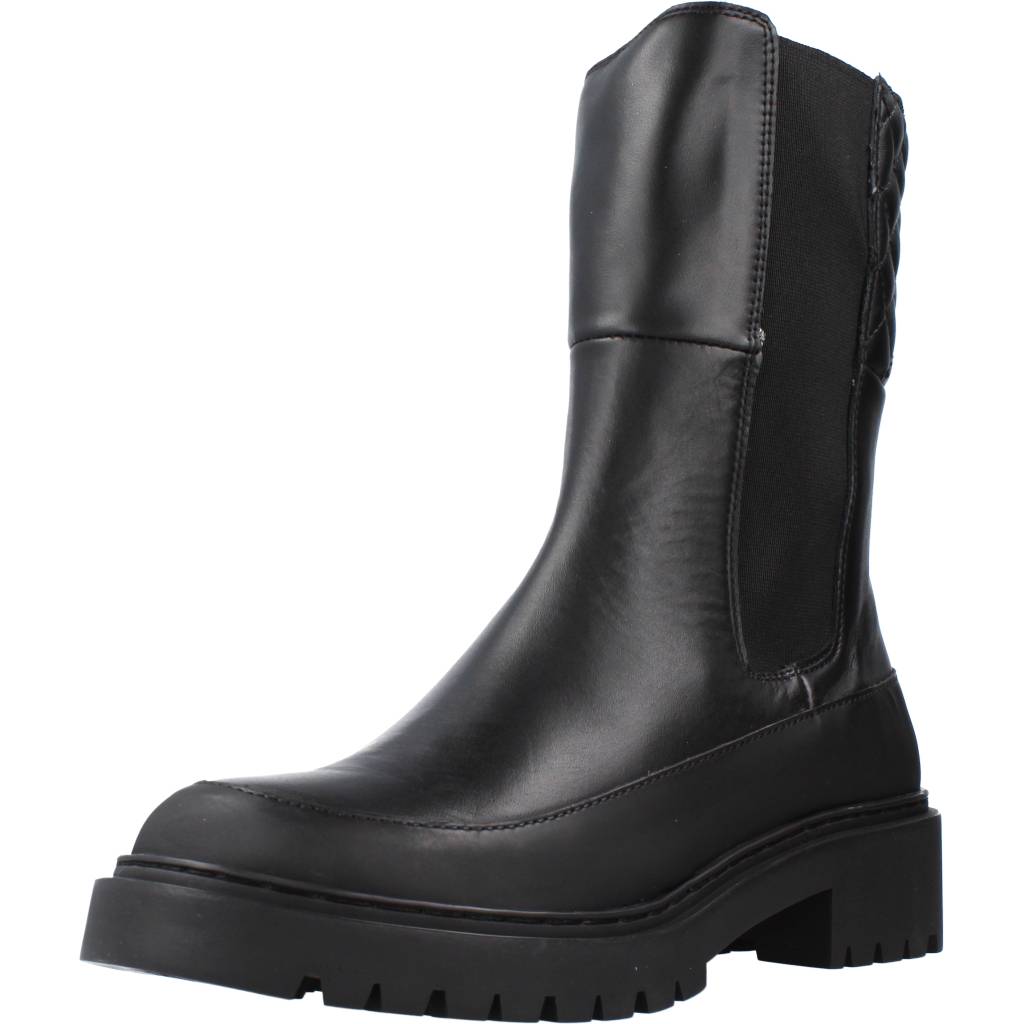UNISA GUSTAV NF en color BLACK (1)