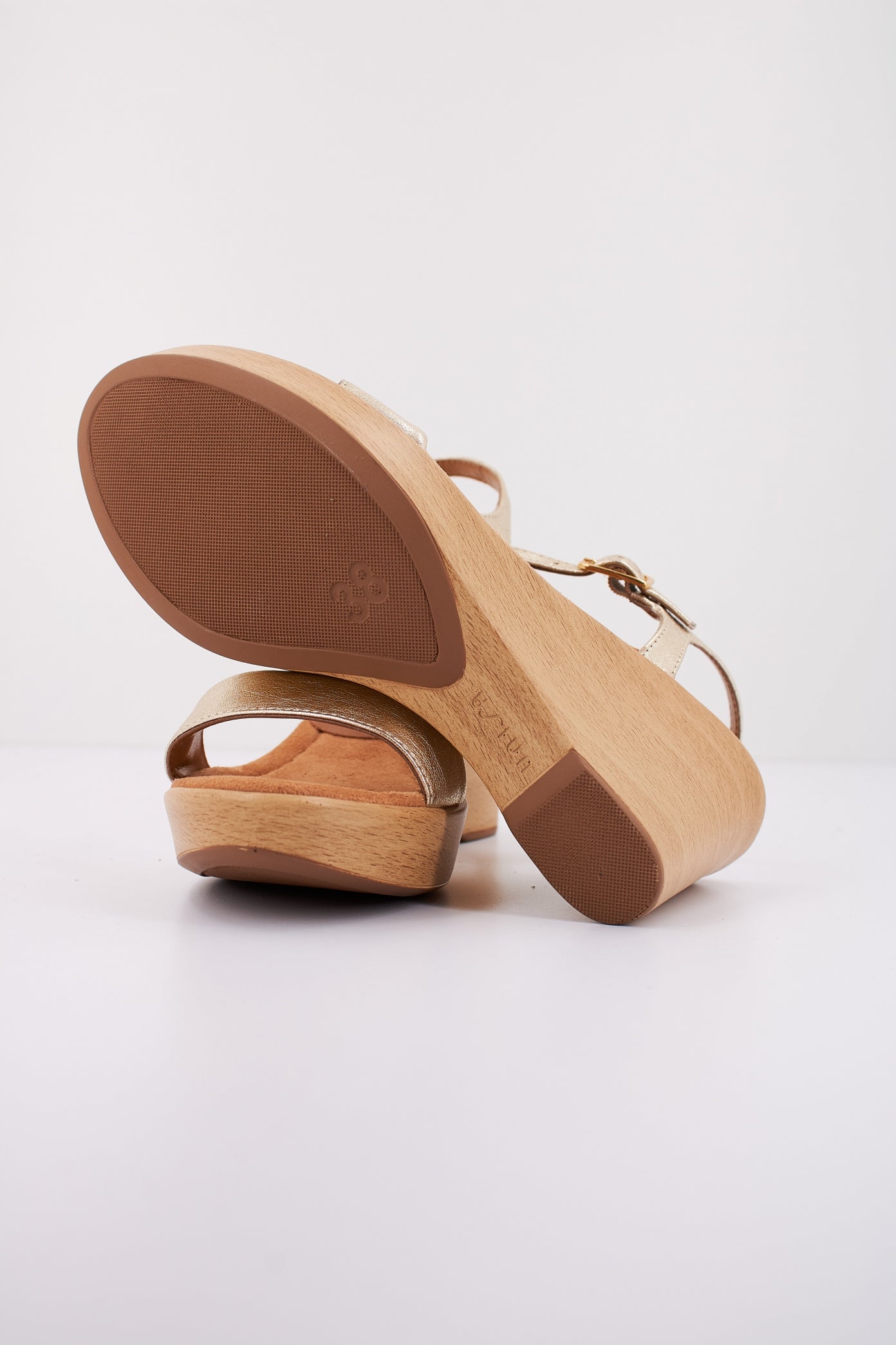 UNISA RITA LMT en color PLATINO (4)