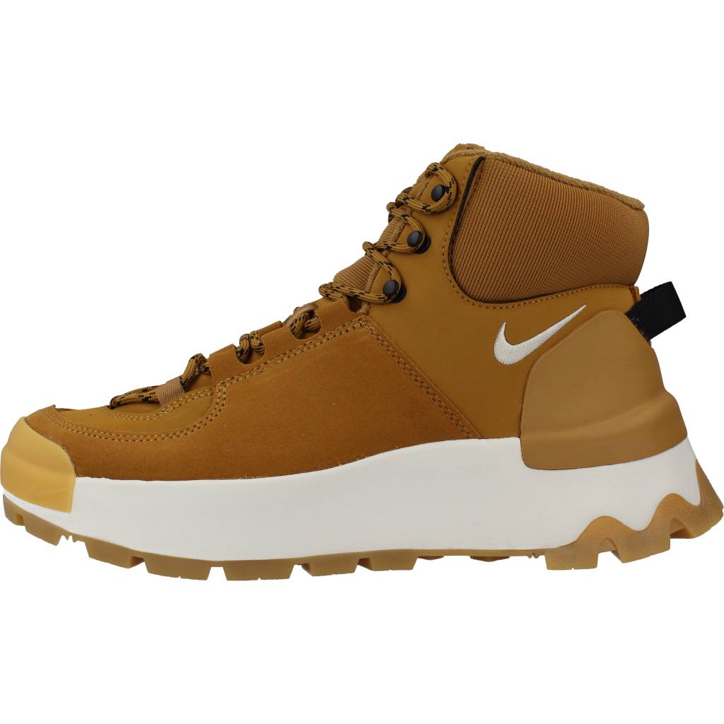 NIKE CITY BOOT WOMEN en color (2)