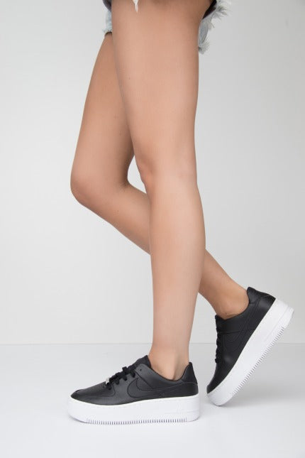NIKE AF SAGE LOW en color (5)