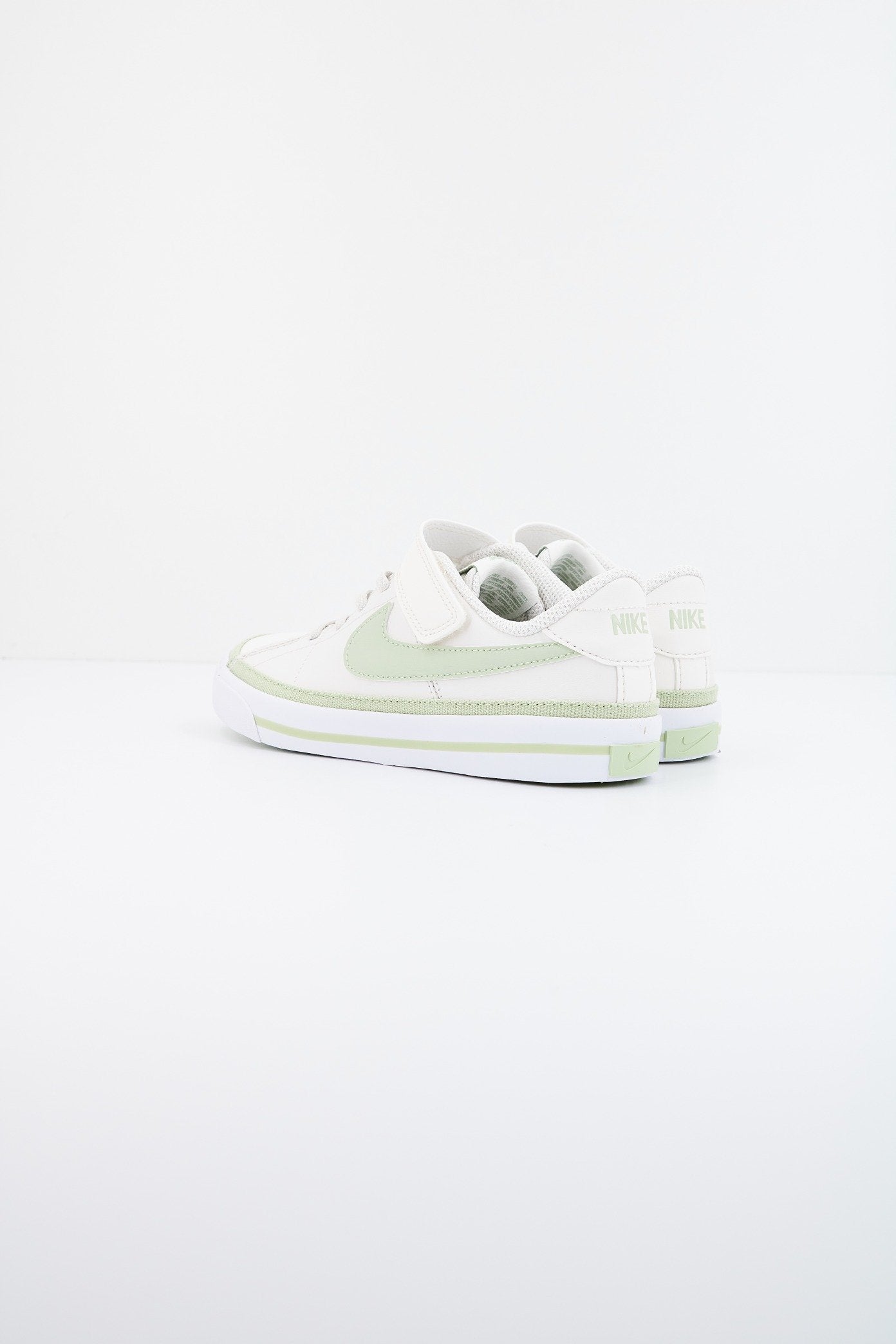 NIKE COURT LEGACY en color (3)