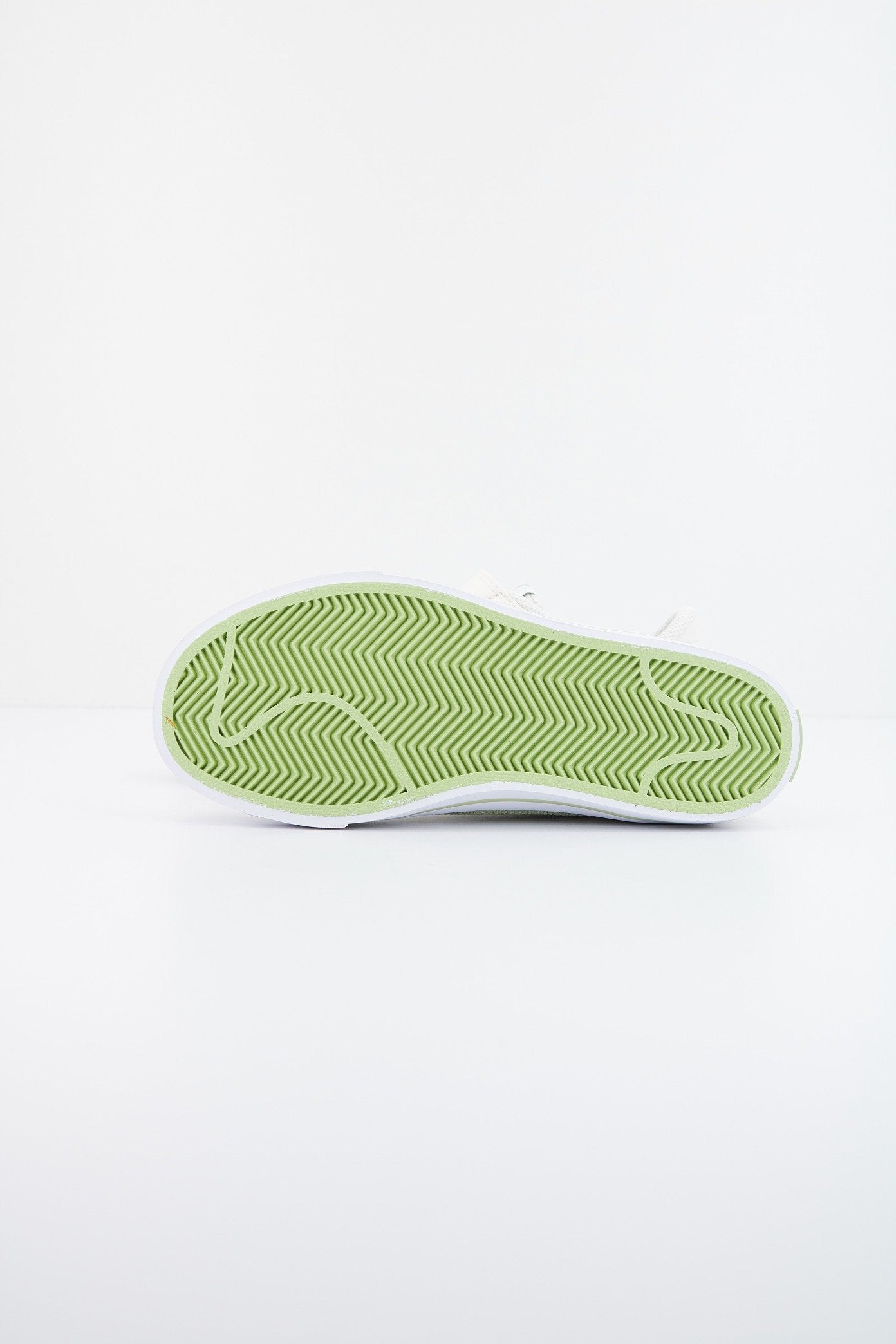 NIKE COURT LEGACY en color (4)