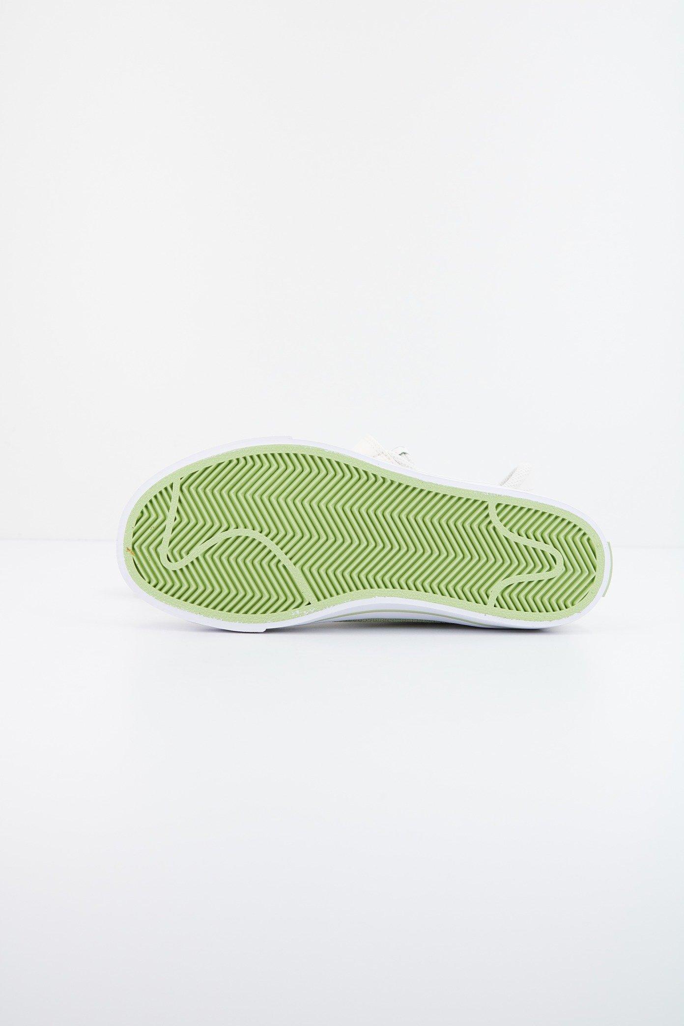 NIKE COURT LEGACY en color (4)