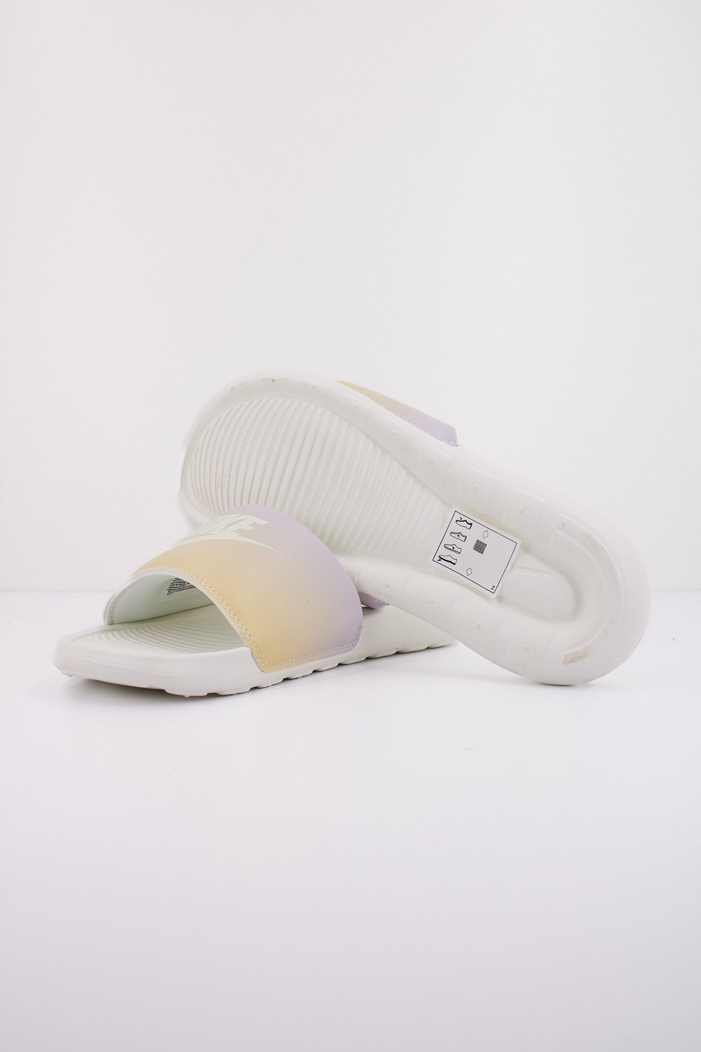 NIKE VICTORY ONE PRINT en color (4)