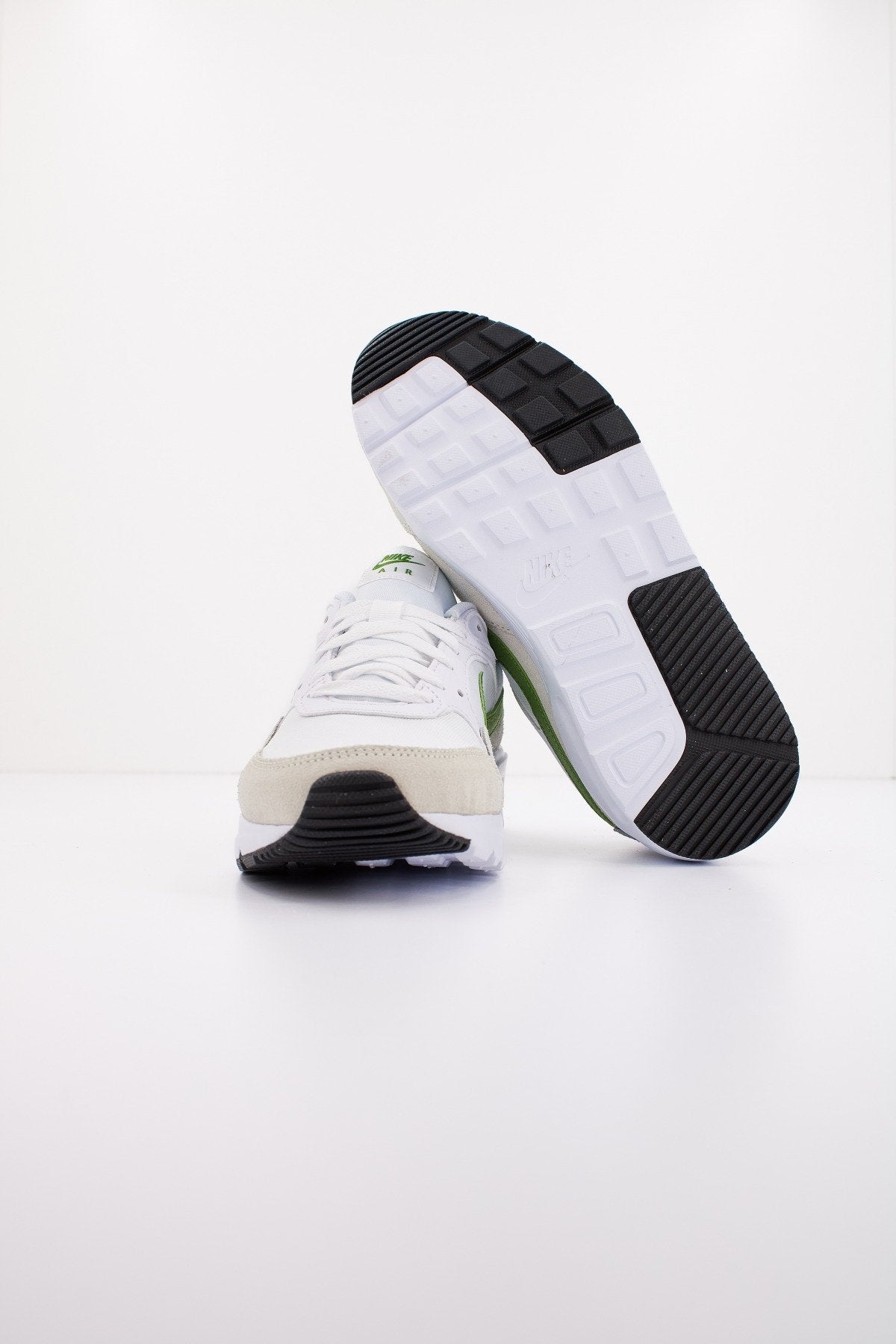 NIKE AIR MAX SC en color (4)