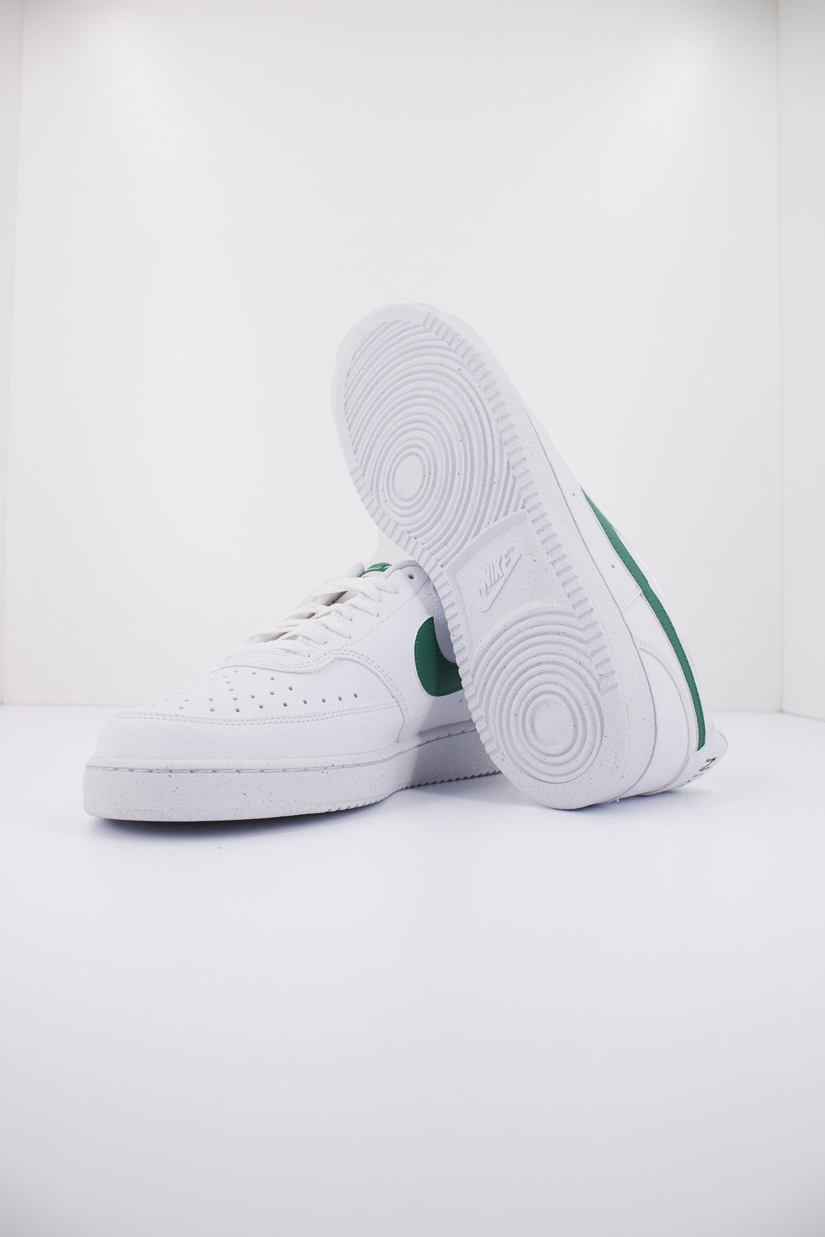 NIKE VISION LOW NEXT NATU en color (4)