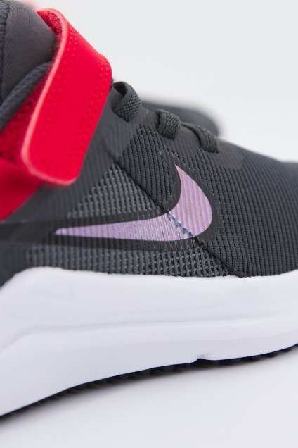 NIKE DOWNSHIFTER en color (4)