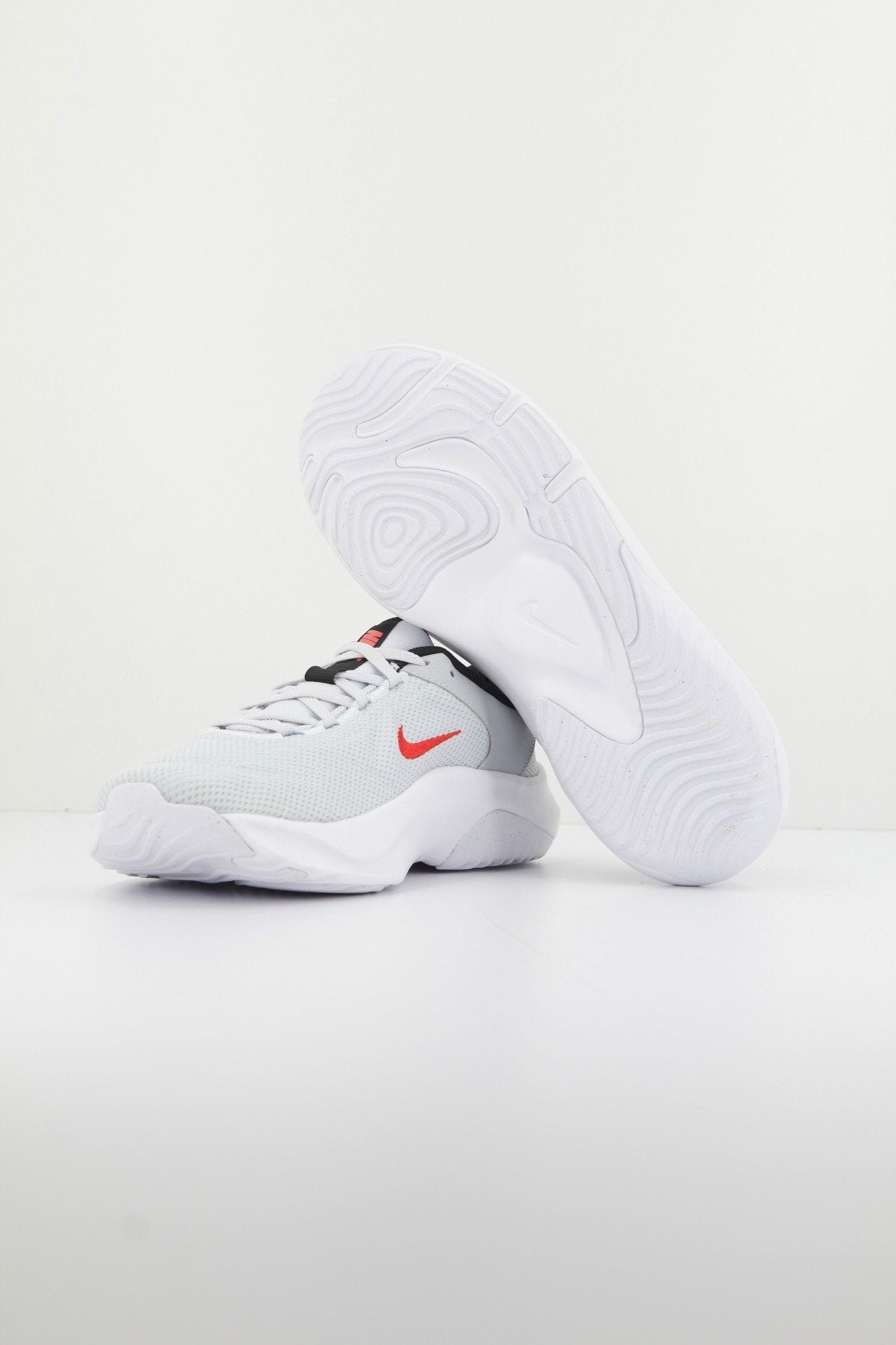 NIKE LEGENS ESSENTIAL NN en color (4)