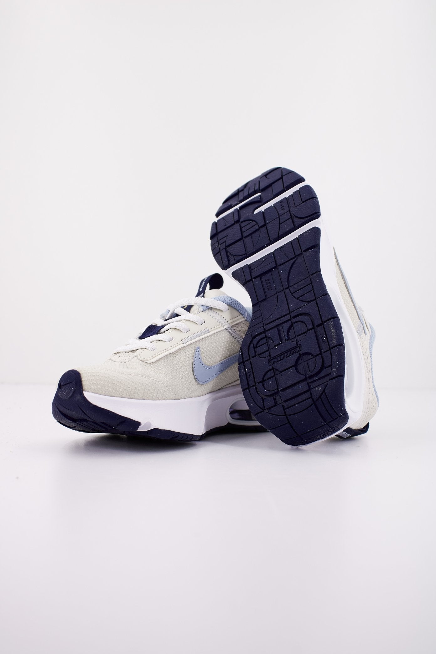 NIKE INTRLK LITTL en color (4)