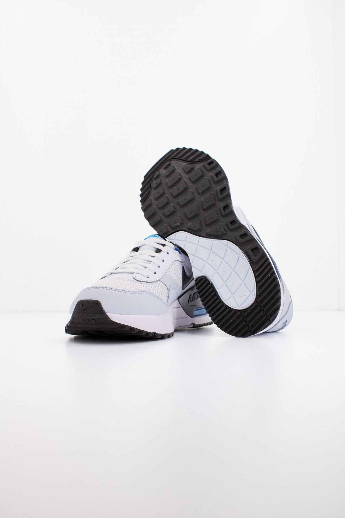 NIKE MAX SYSTM en color (4)