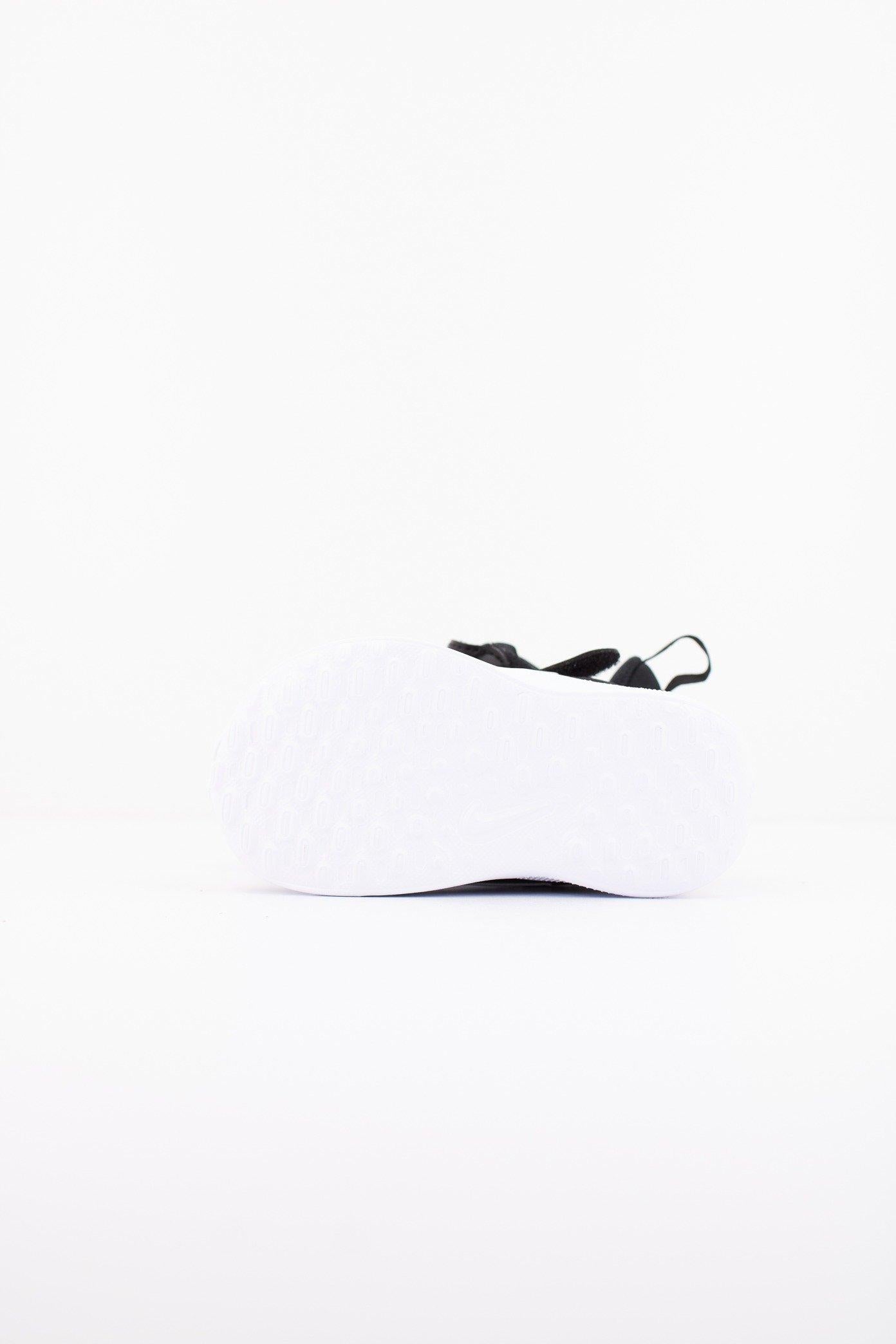 NIKE NIKE REVOLUTION en color (4)