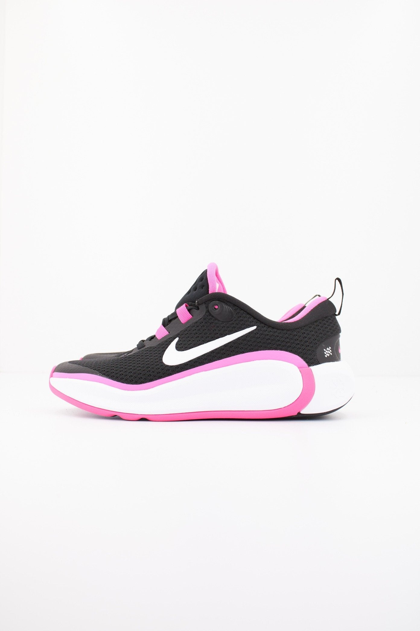 NIKE KIDFINITY BIG KIDS' en color (1)