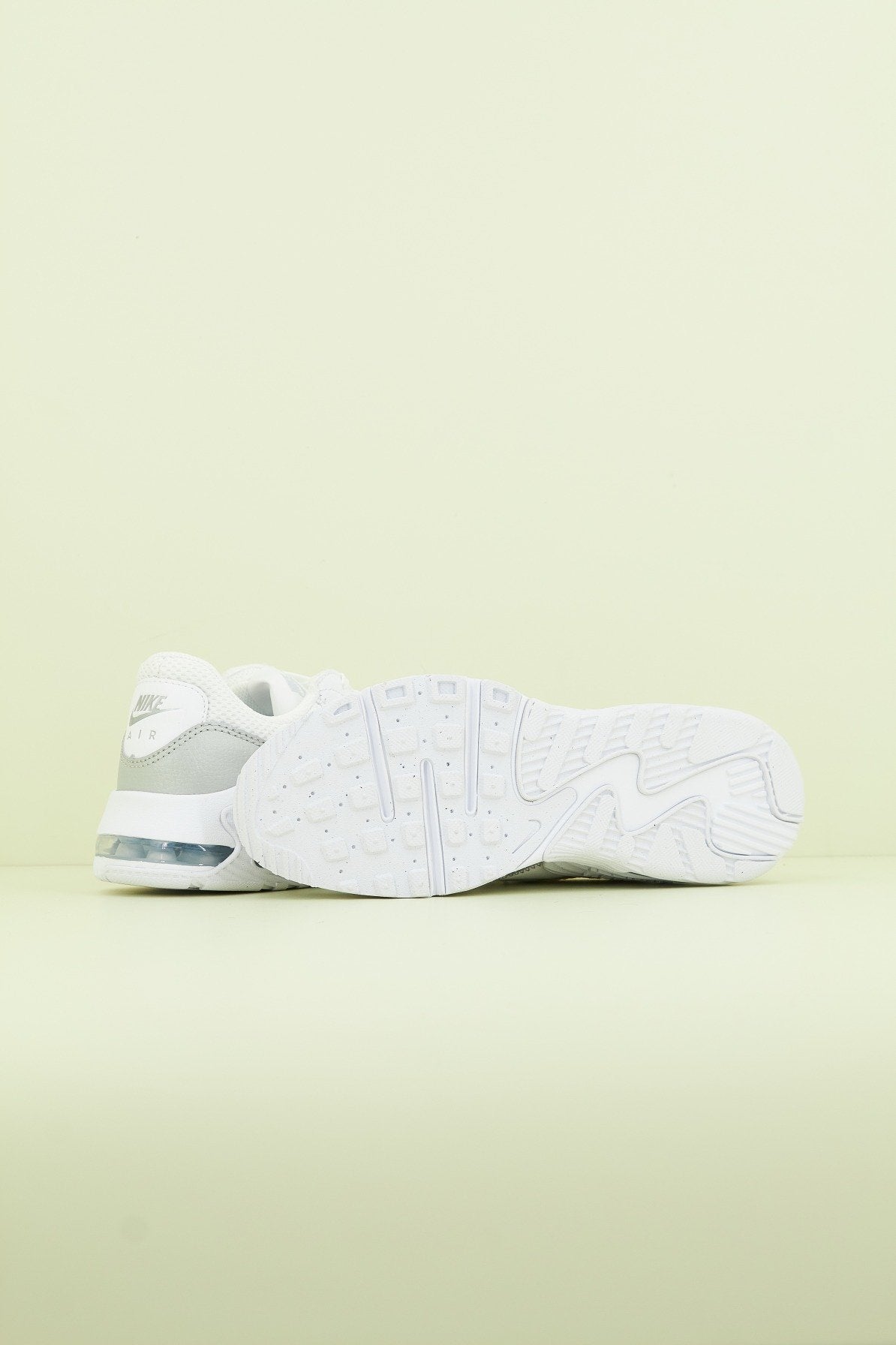 NIKE AIR MAX EXCEE en color (4)