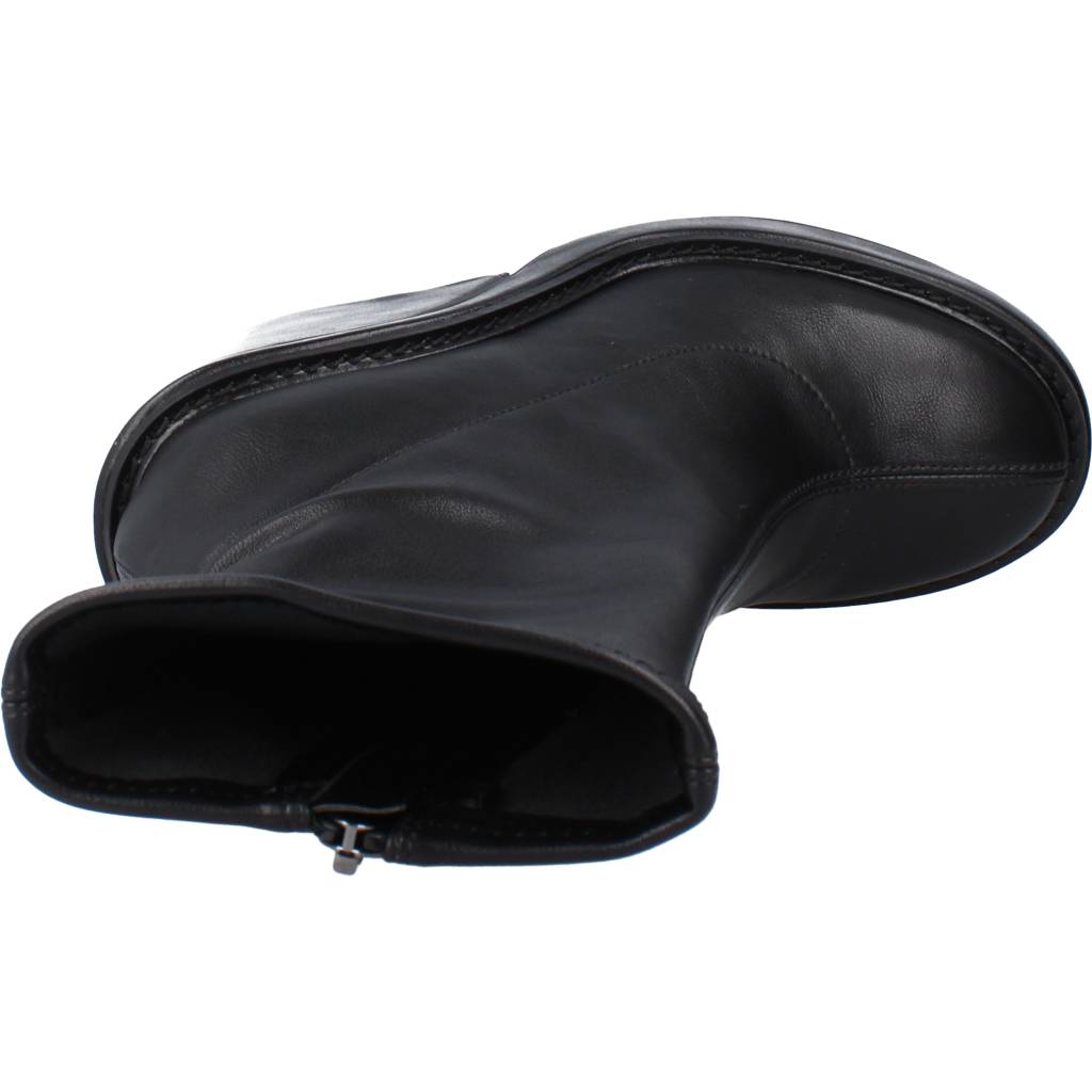 STEVE MADDEN ALL OUT en color BLACK (7)