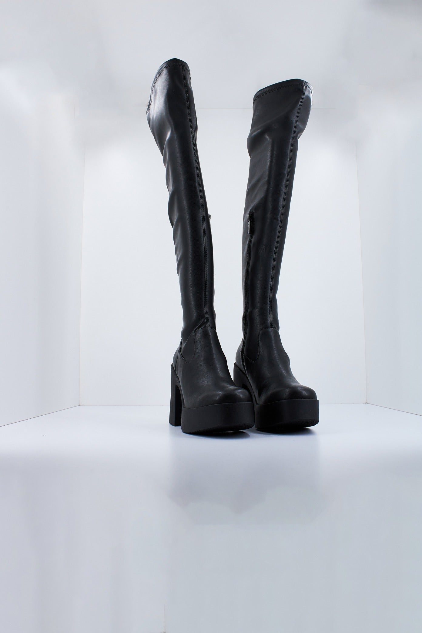STEVE MADDEN CLIFFTOP en color BLACK (2)