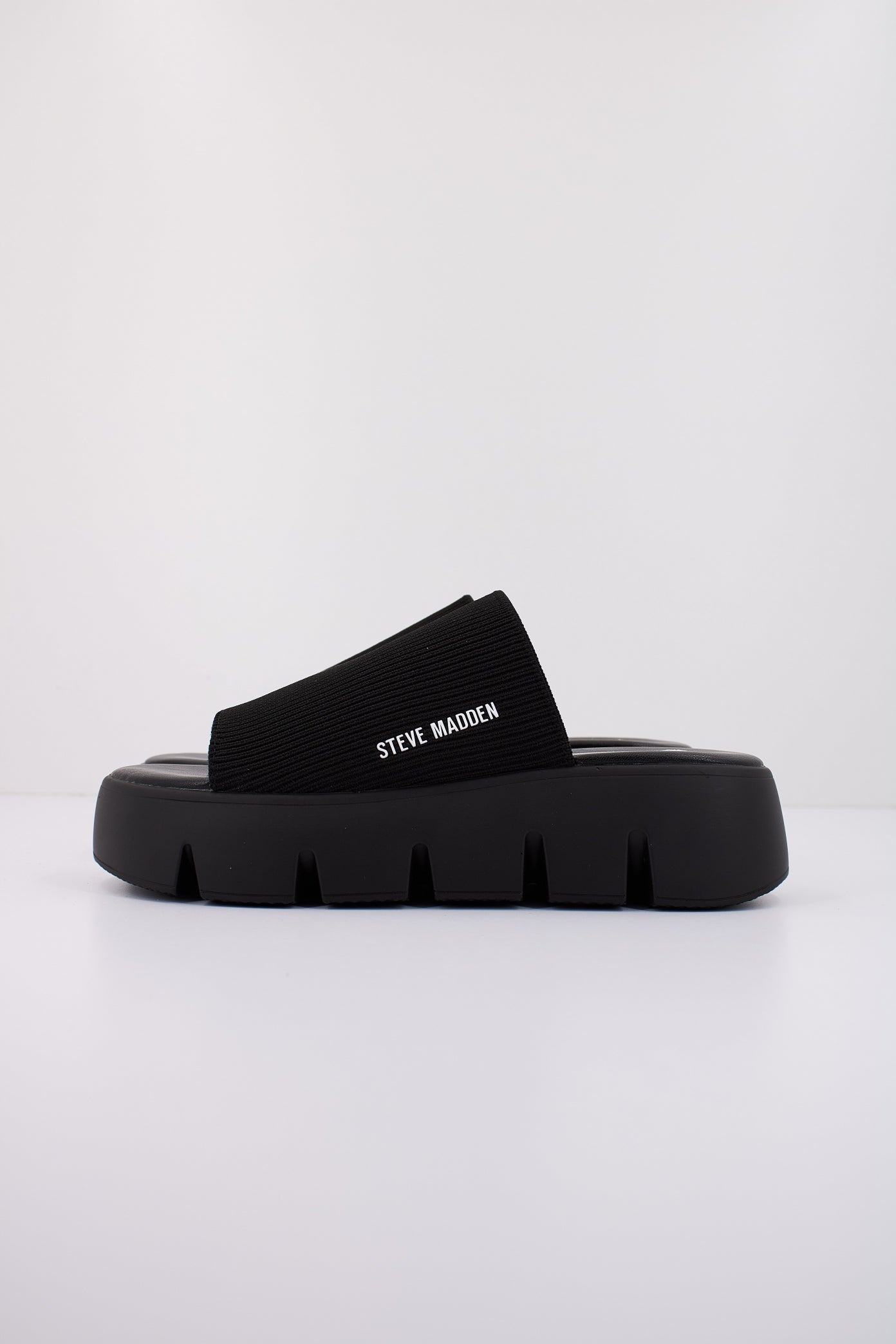 STEVE MADDEN BIG SHOT en color BLK (1)