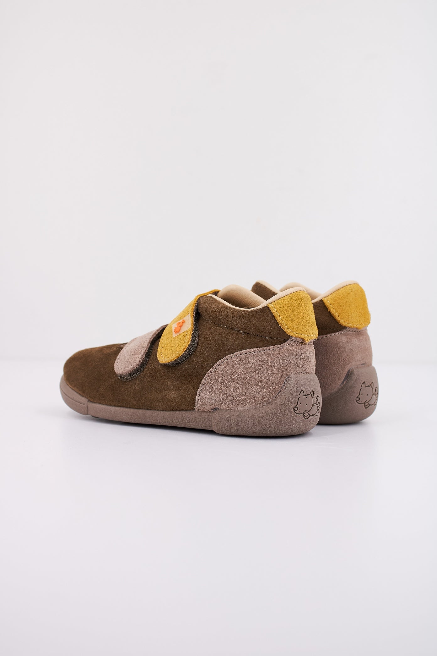 VULLADI en color KAKI (4)